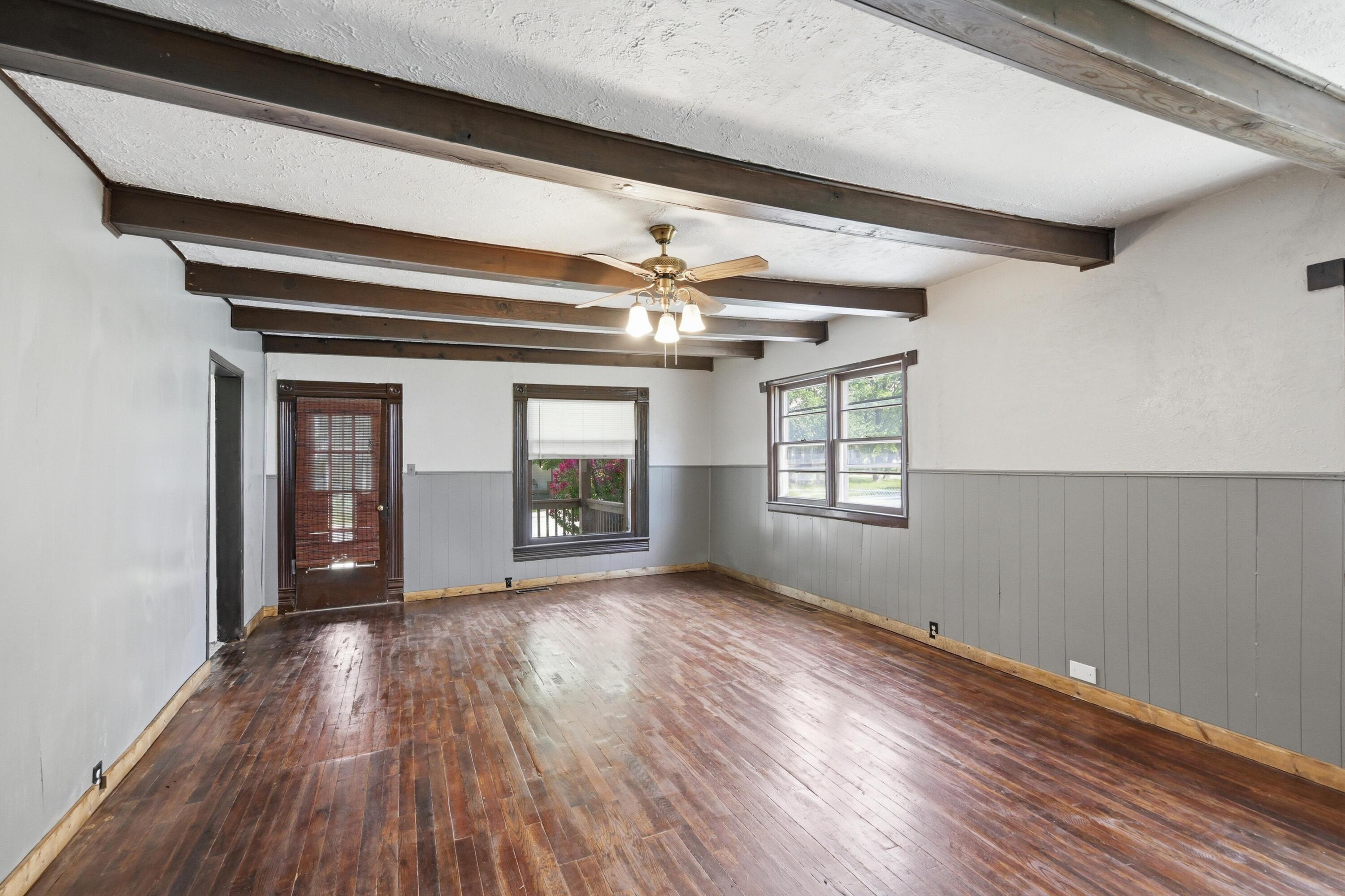 1007 Grant Street Property Photo 6