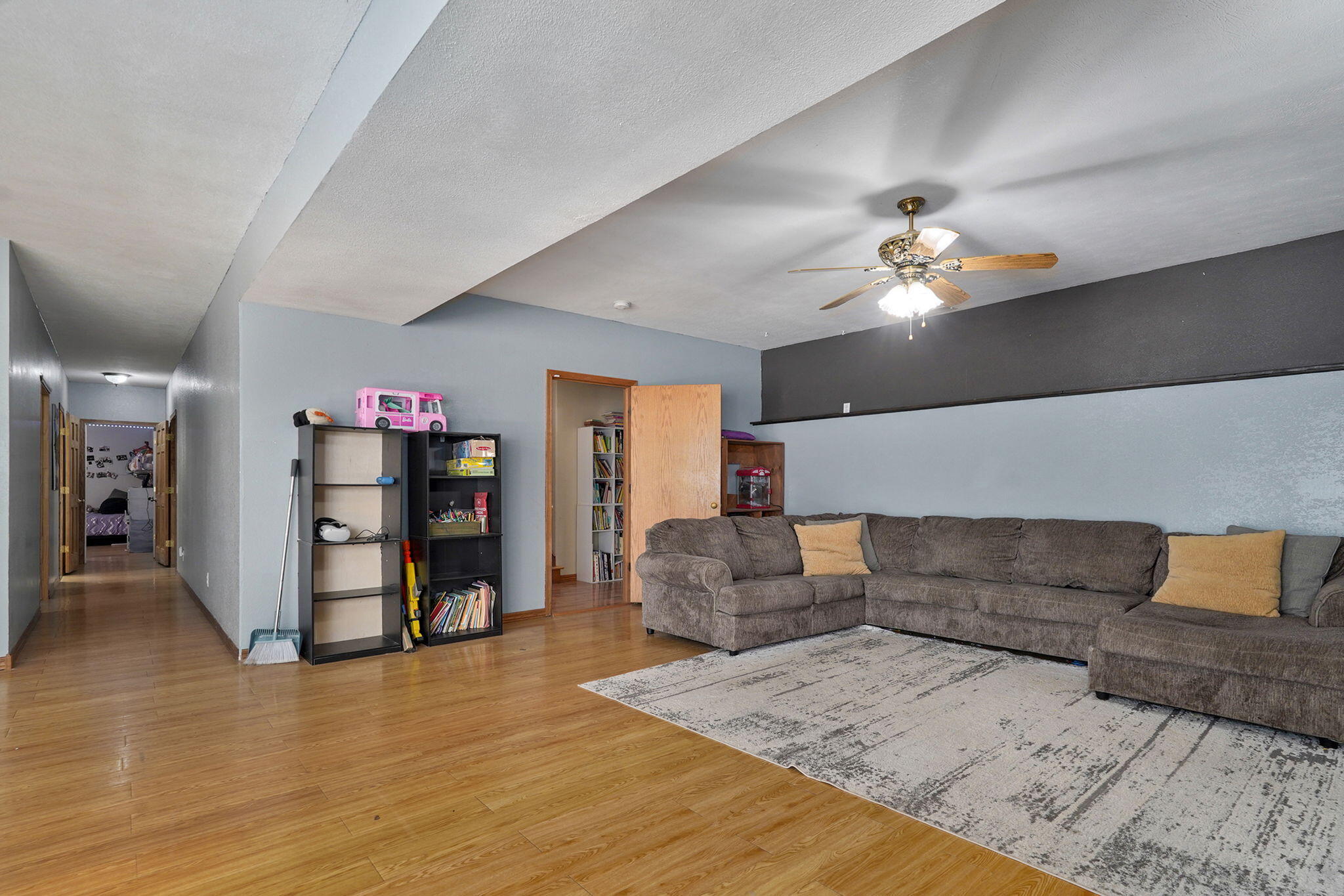 10614 Lawrence 2120 Property Photo 30
