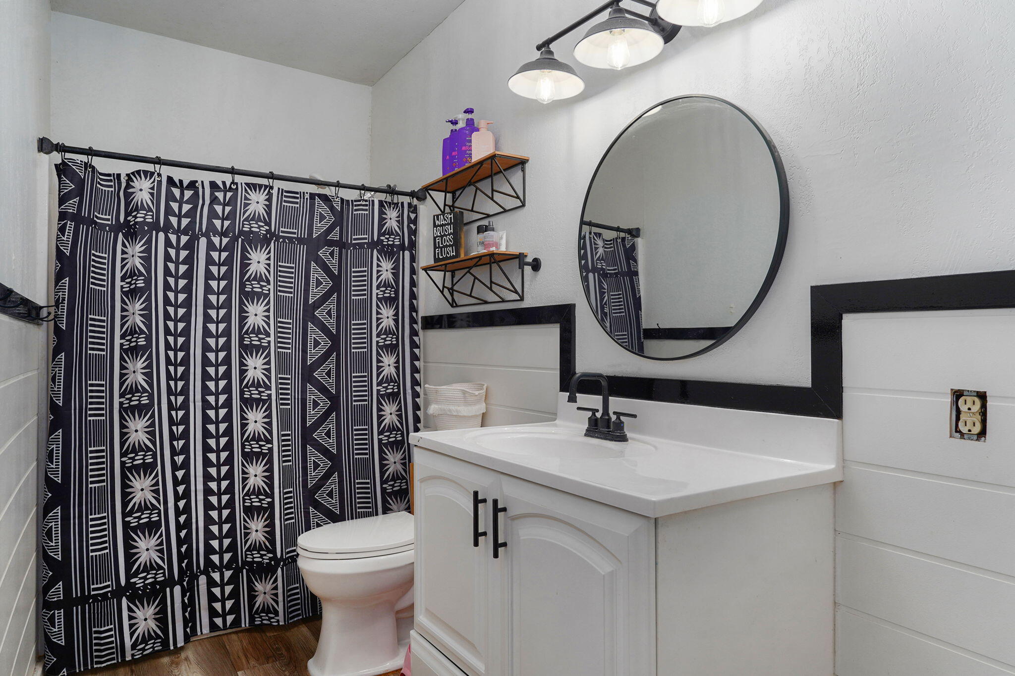 10614 Lawrence 2120 Property Photo 34