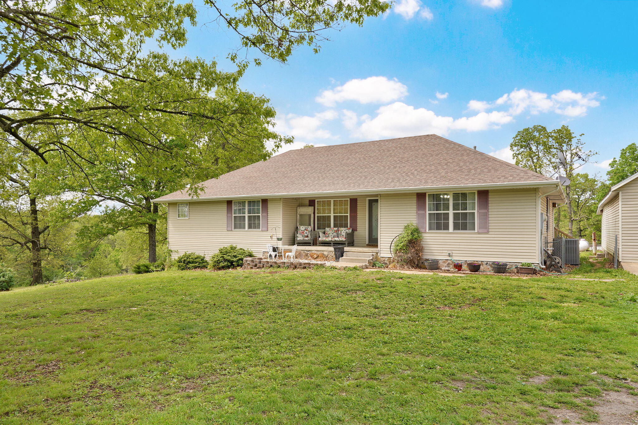 10614 Lawrence 2120 Property Photo 52