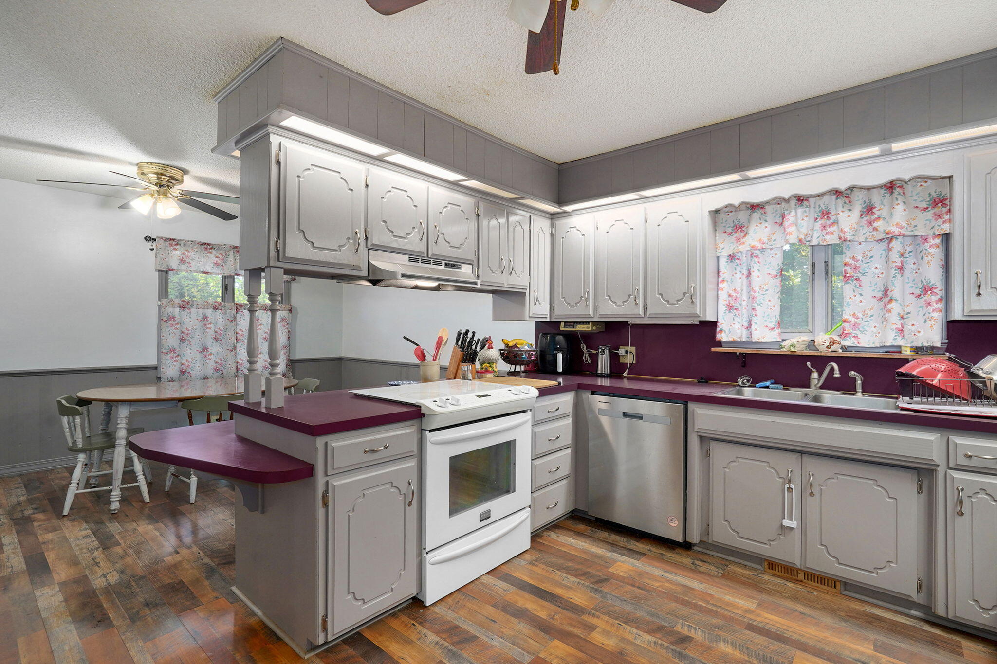 1626 Porter Avenue Property Photo 16