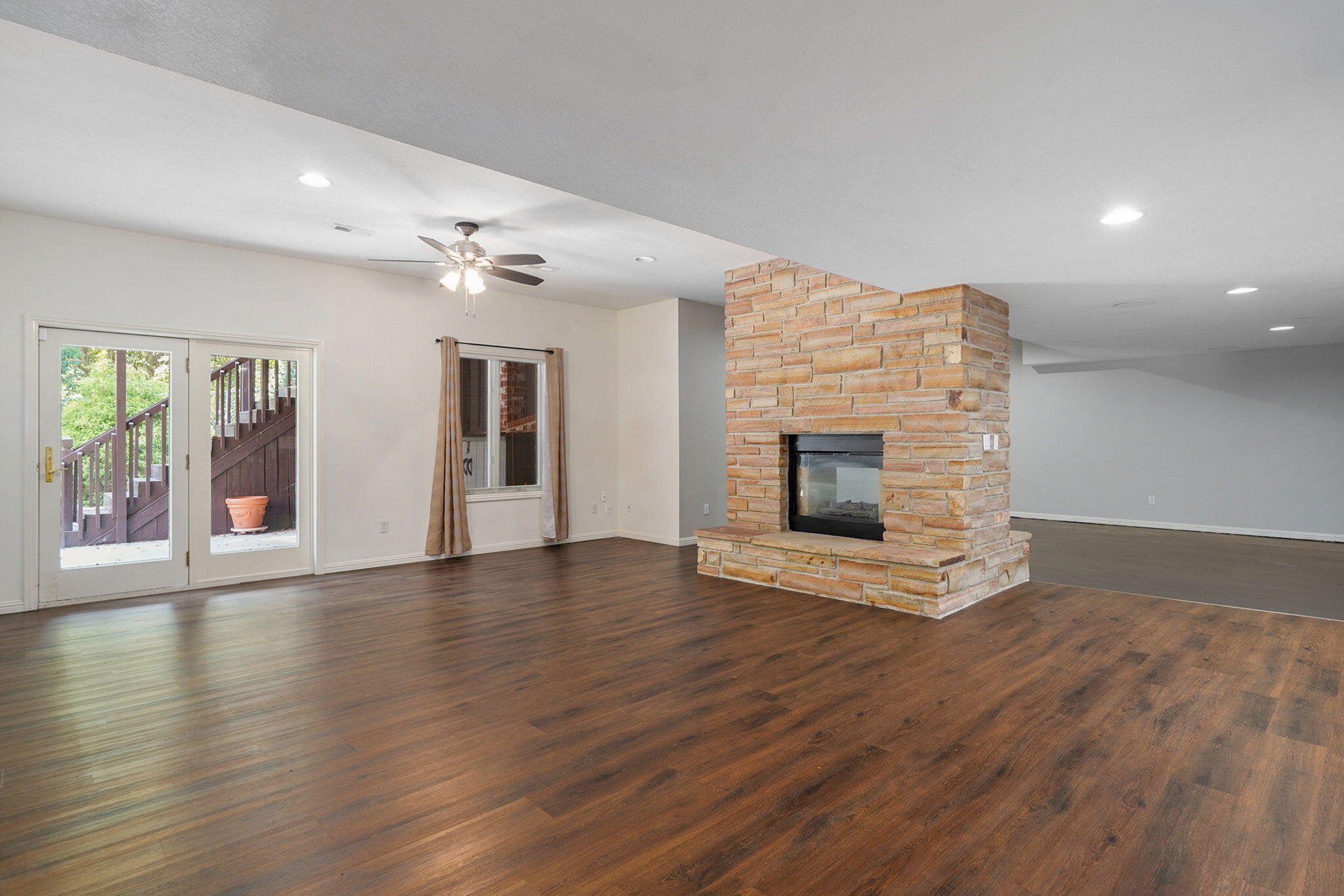 4868 East Utica Street Property Photo 42
