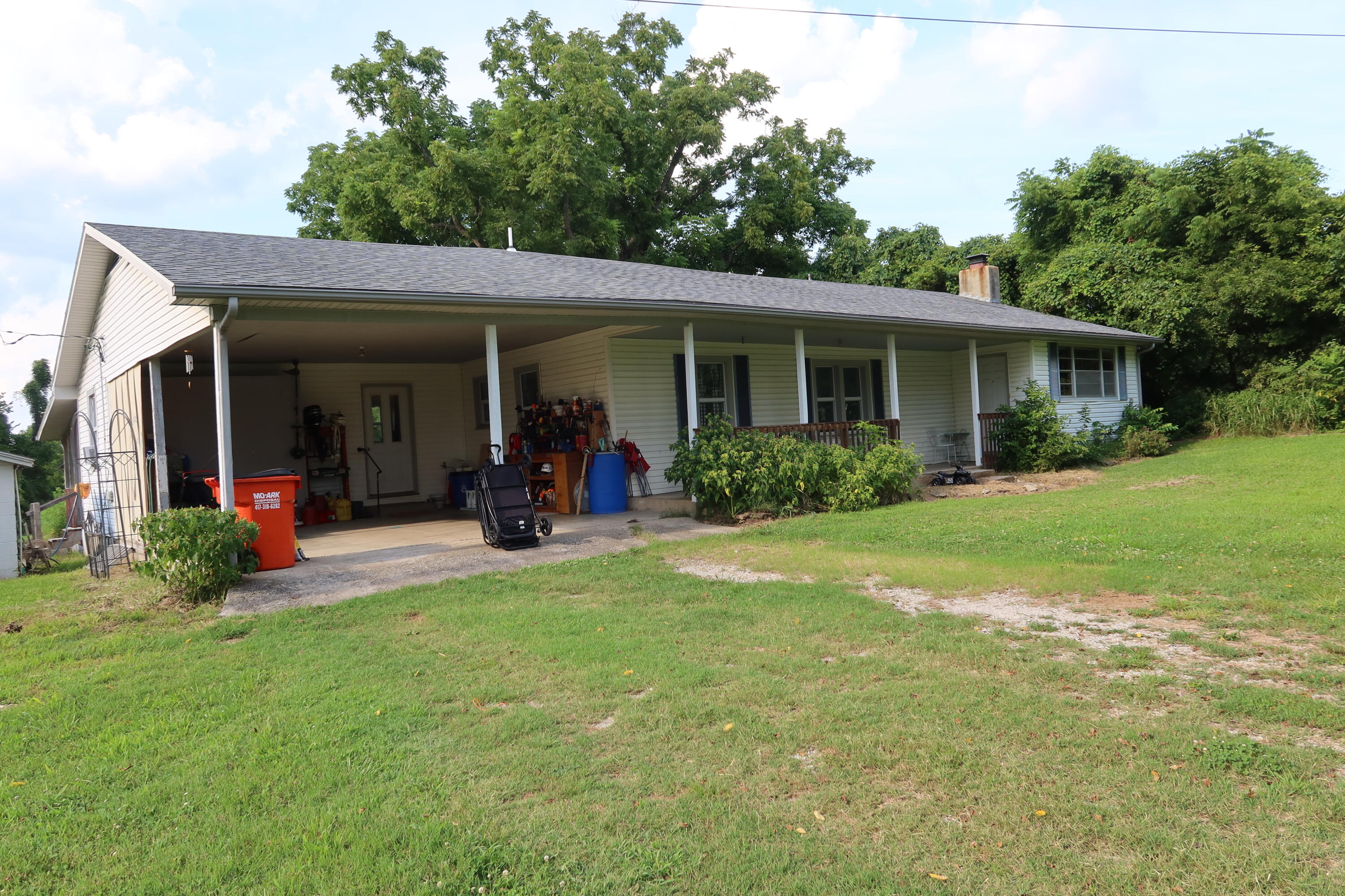 28076 Kings River Road Property Photo 2