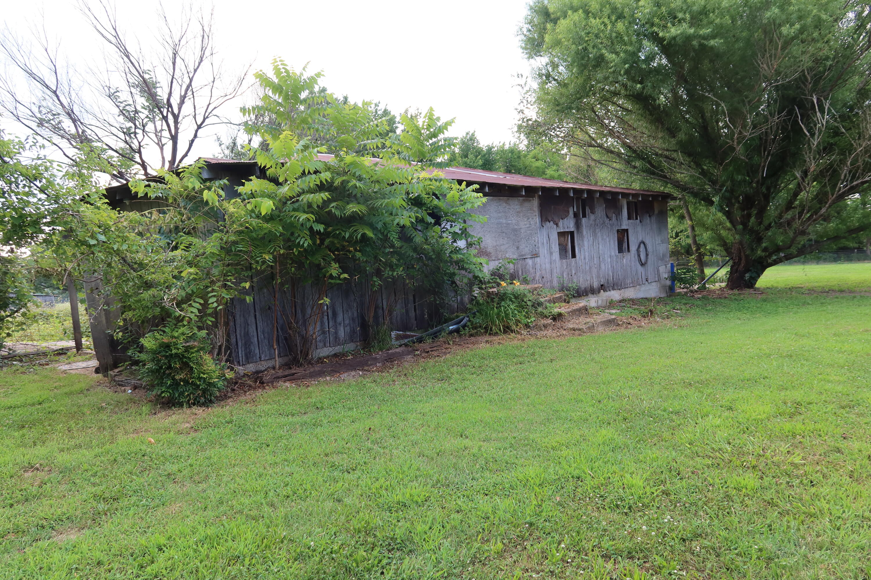 28076 Kings River Road Property Photo 9