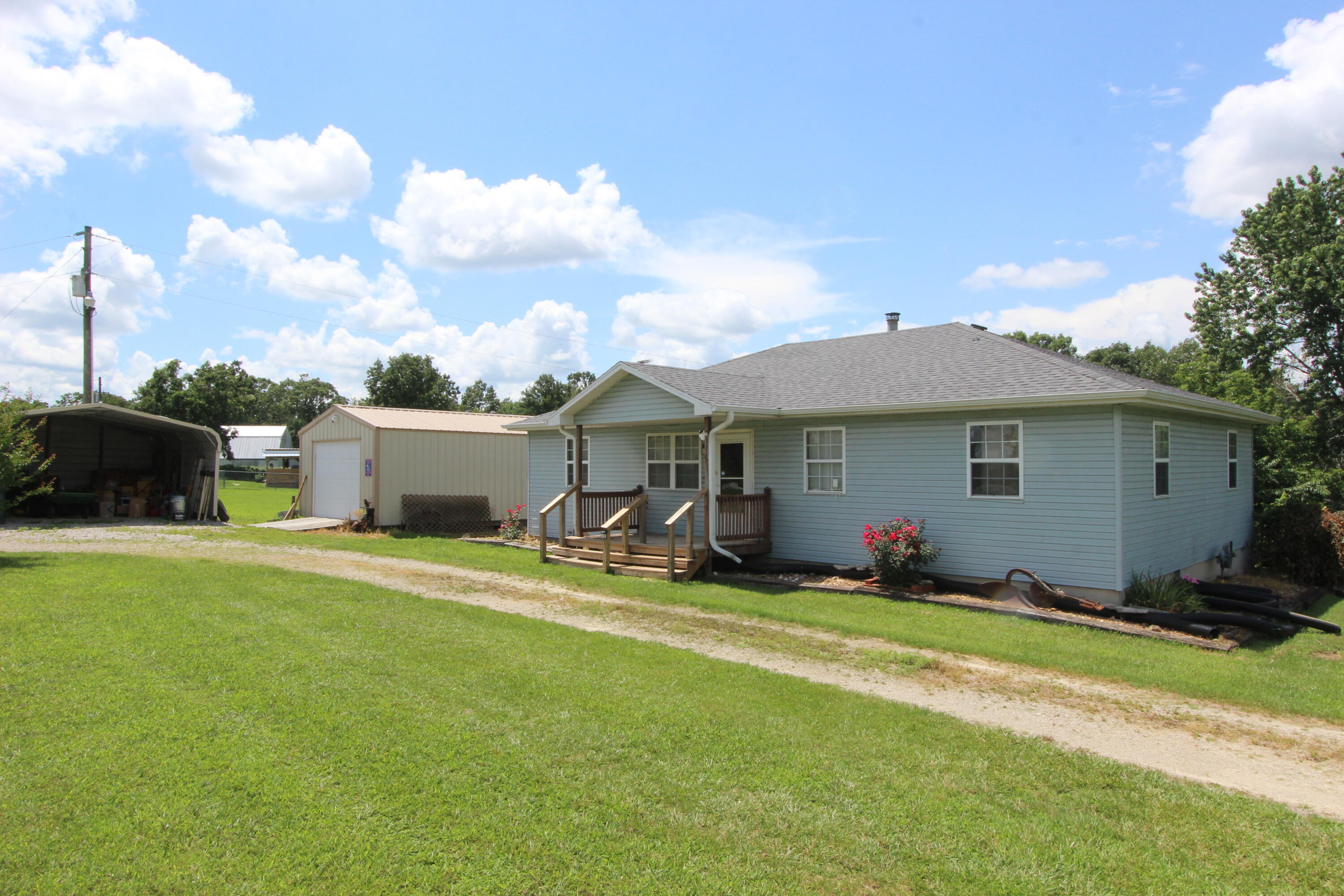 1765 State Highway O Property Photo 3