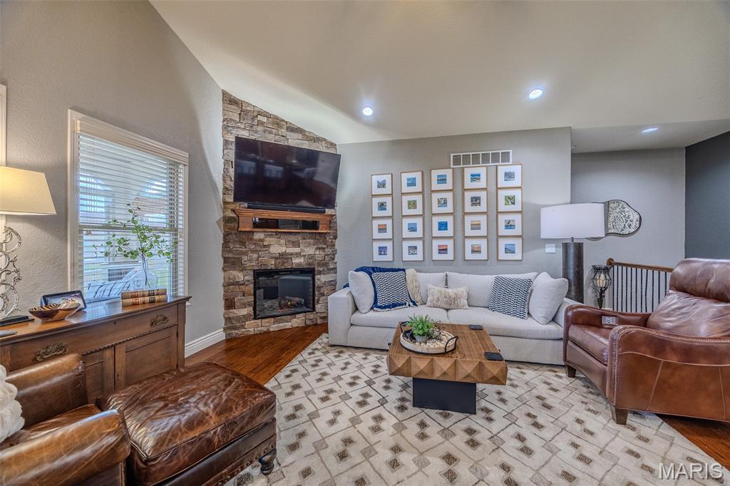 50 Sunstone Drive Property Photo 8