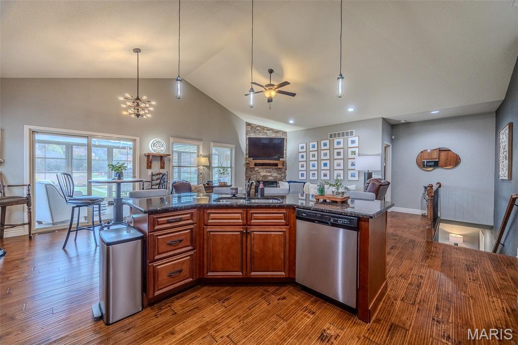 50 Sunstone Drive Property Photo 17