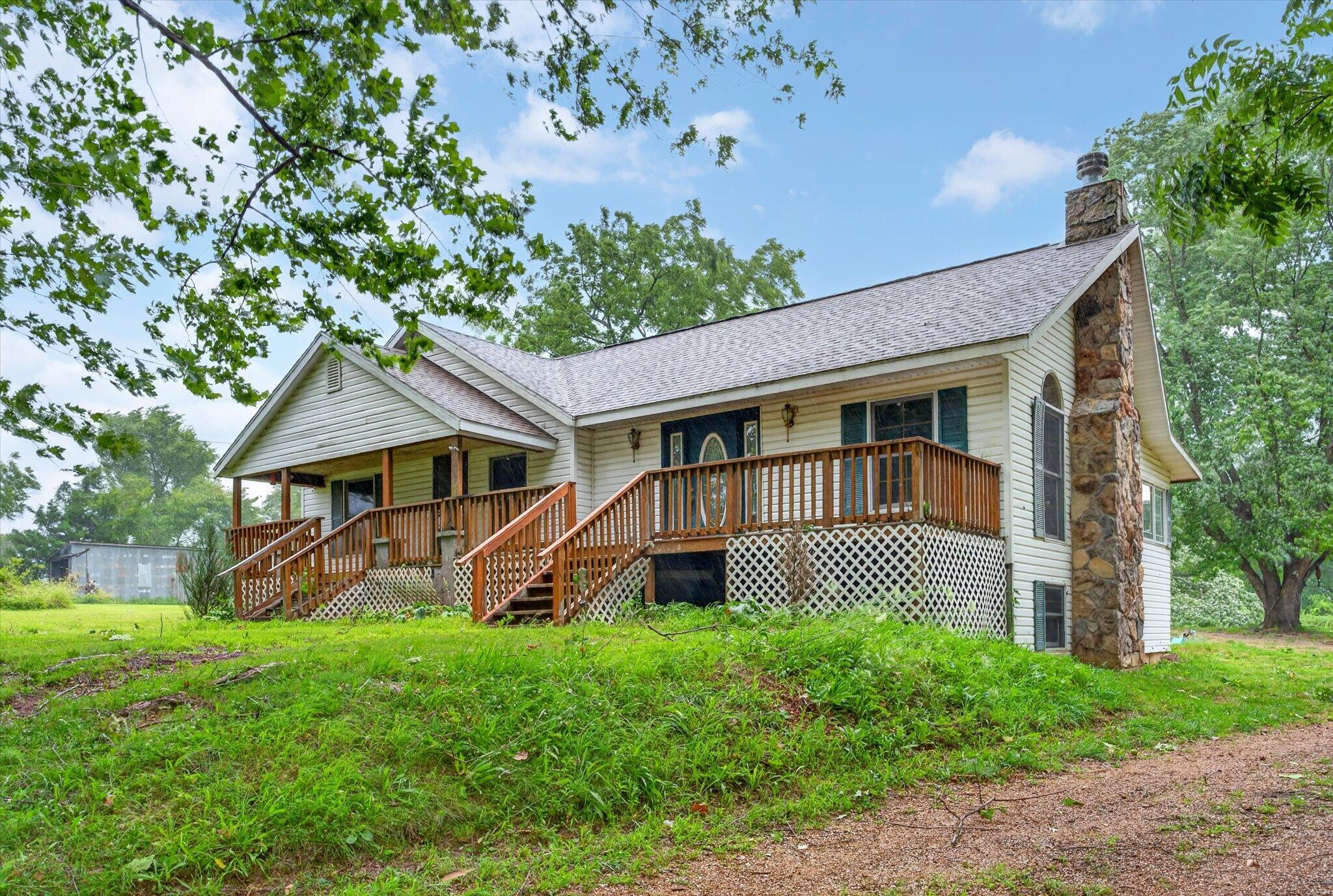218 Piffy Lane Property Photo 2