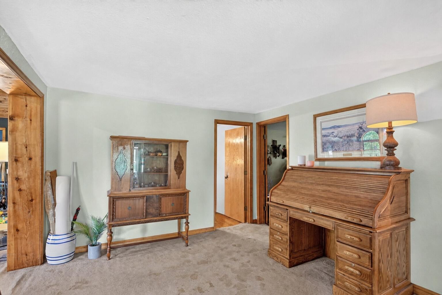 218 Piffy Lane Property Photo 13
