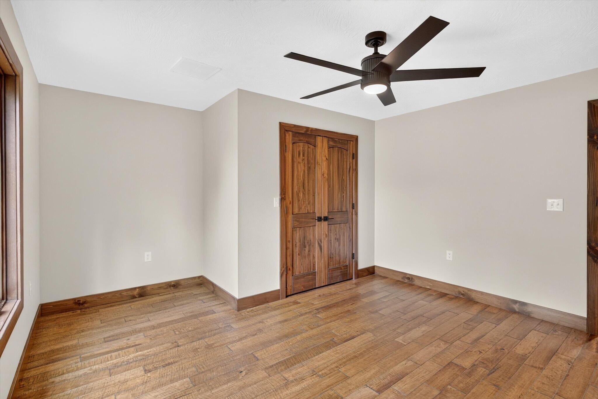 1230 East 567th Road Property Photo 39