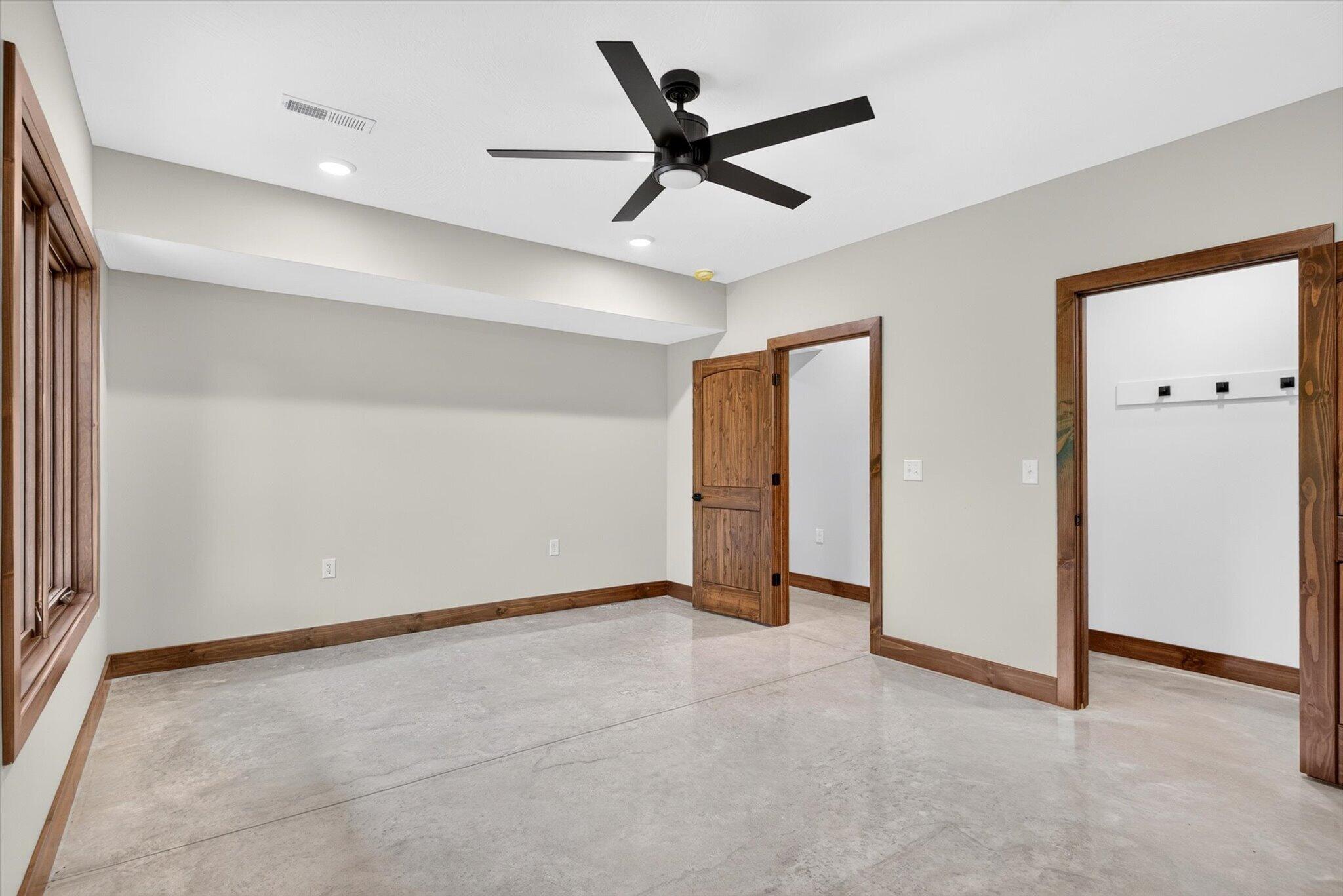 1230 East 567th Road Property Photo 53
