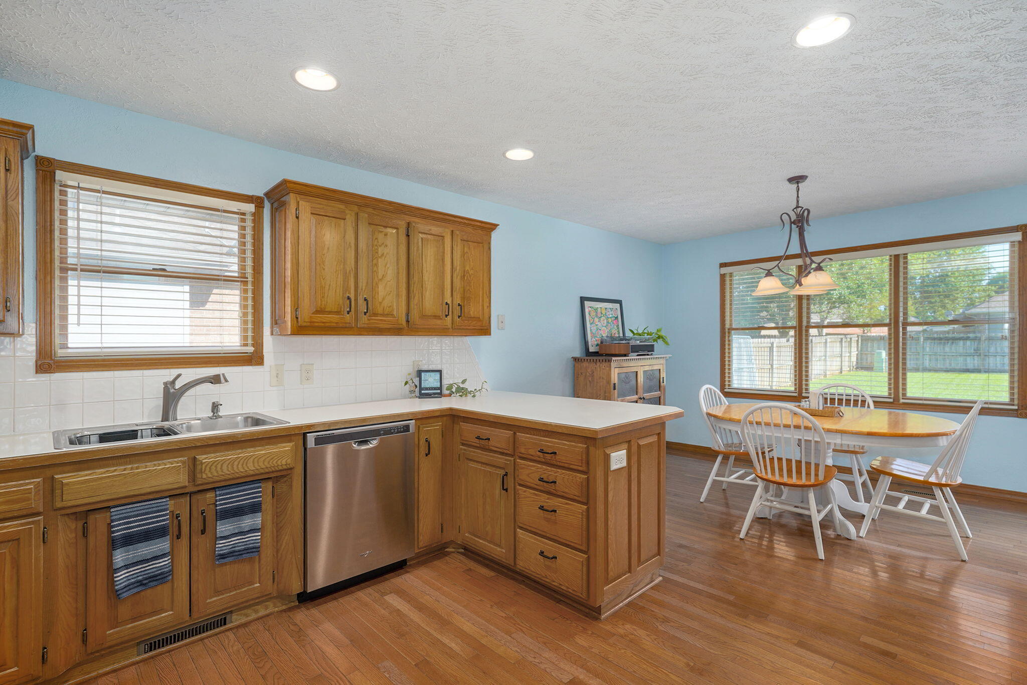 4668 South Warren Road Property Photo 10