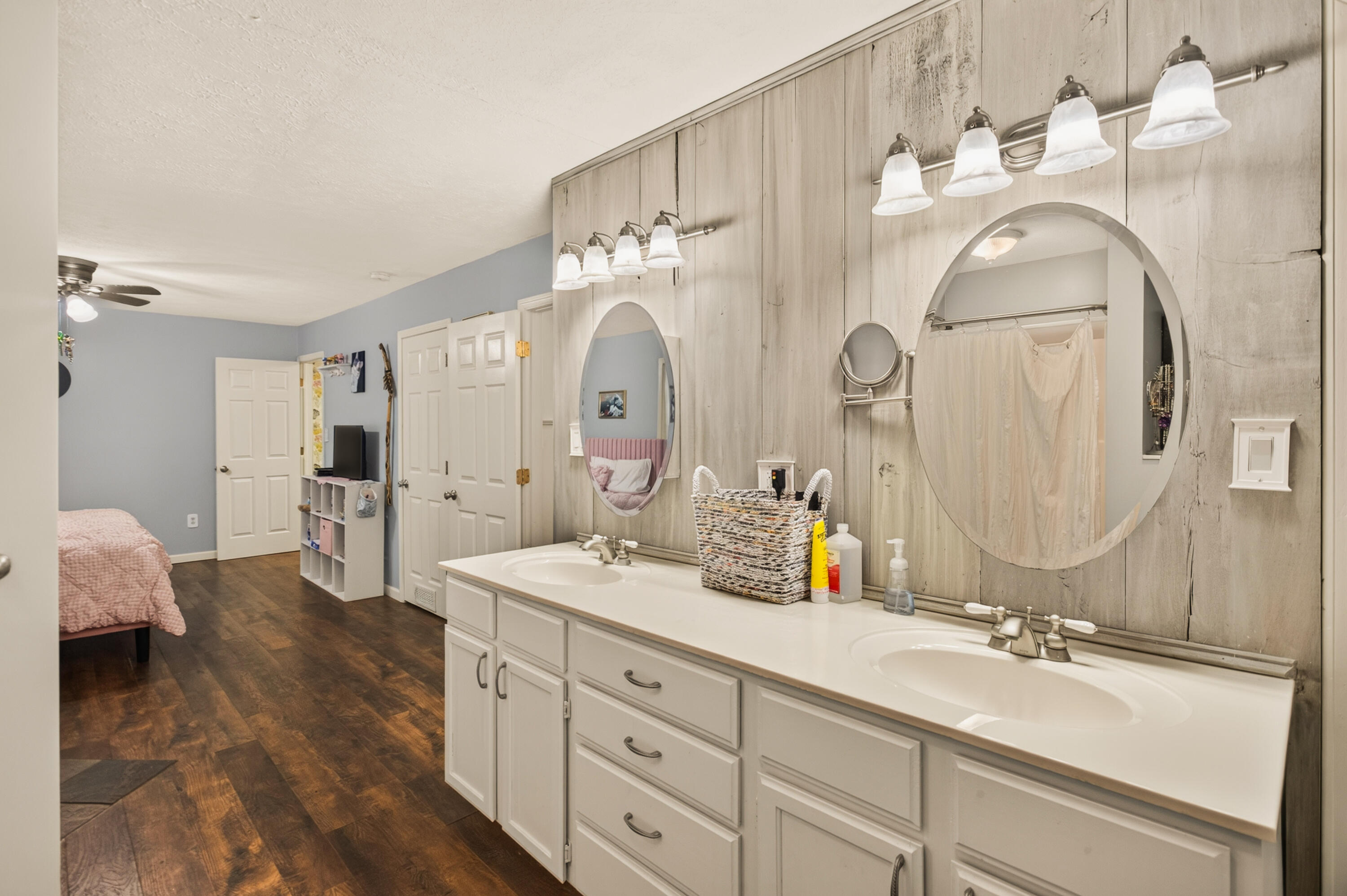 191 Rea Street Property Photo 33
