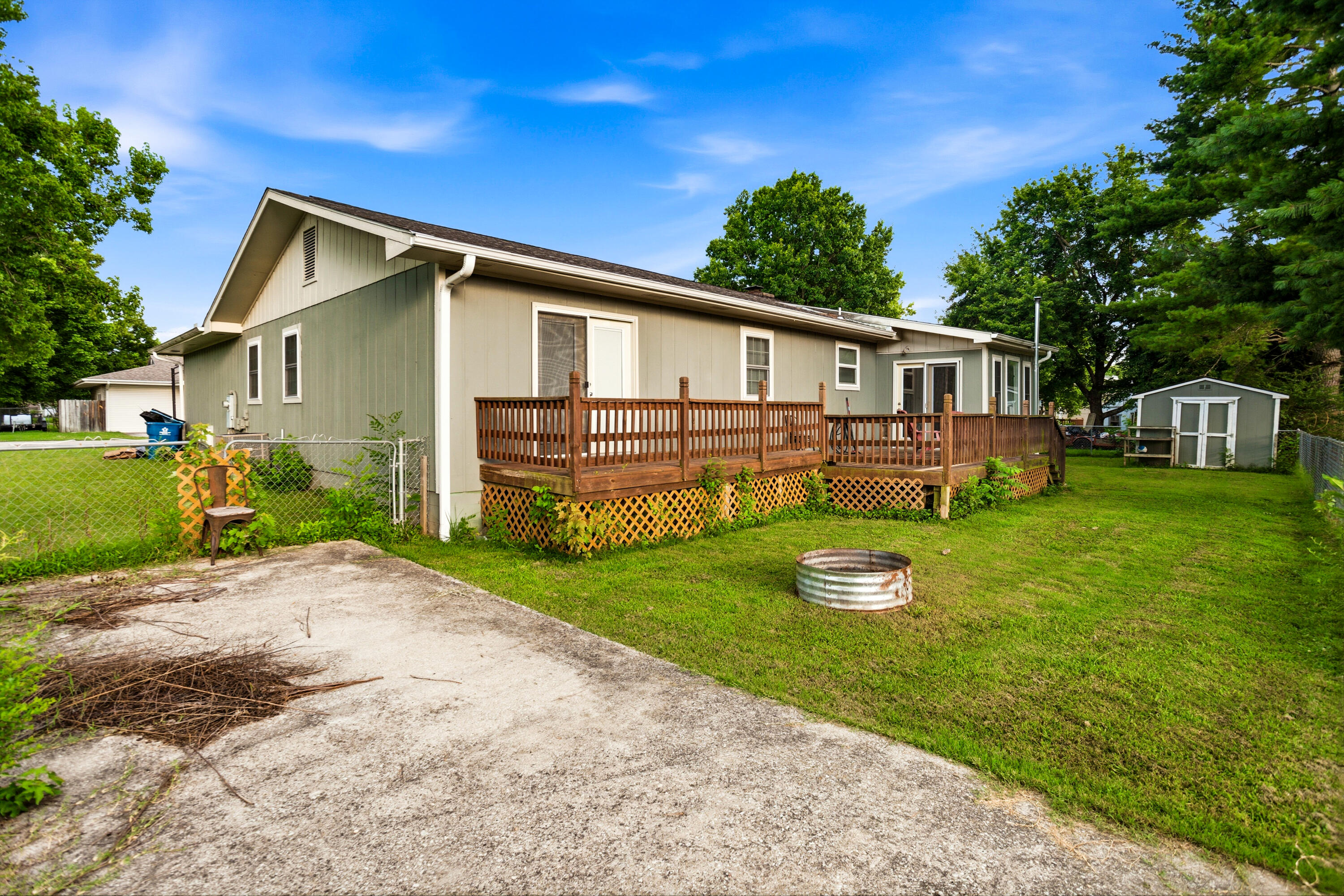 191 Rea Street Property Photo 44