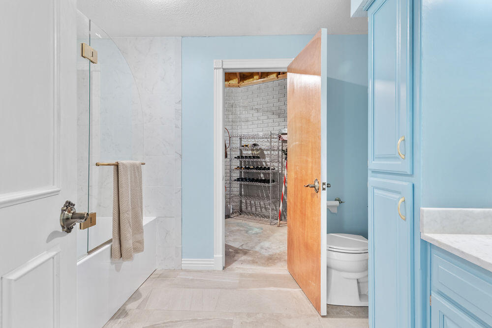 4211 Greenbriar Drive Property Photo 46