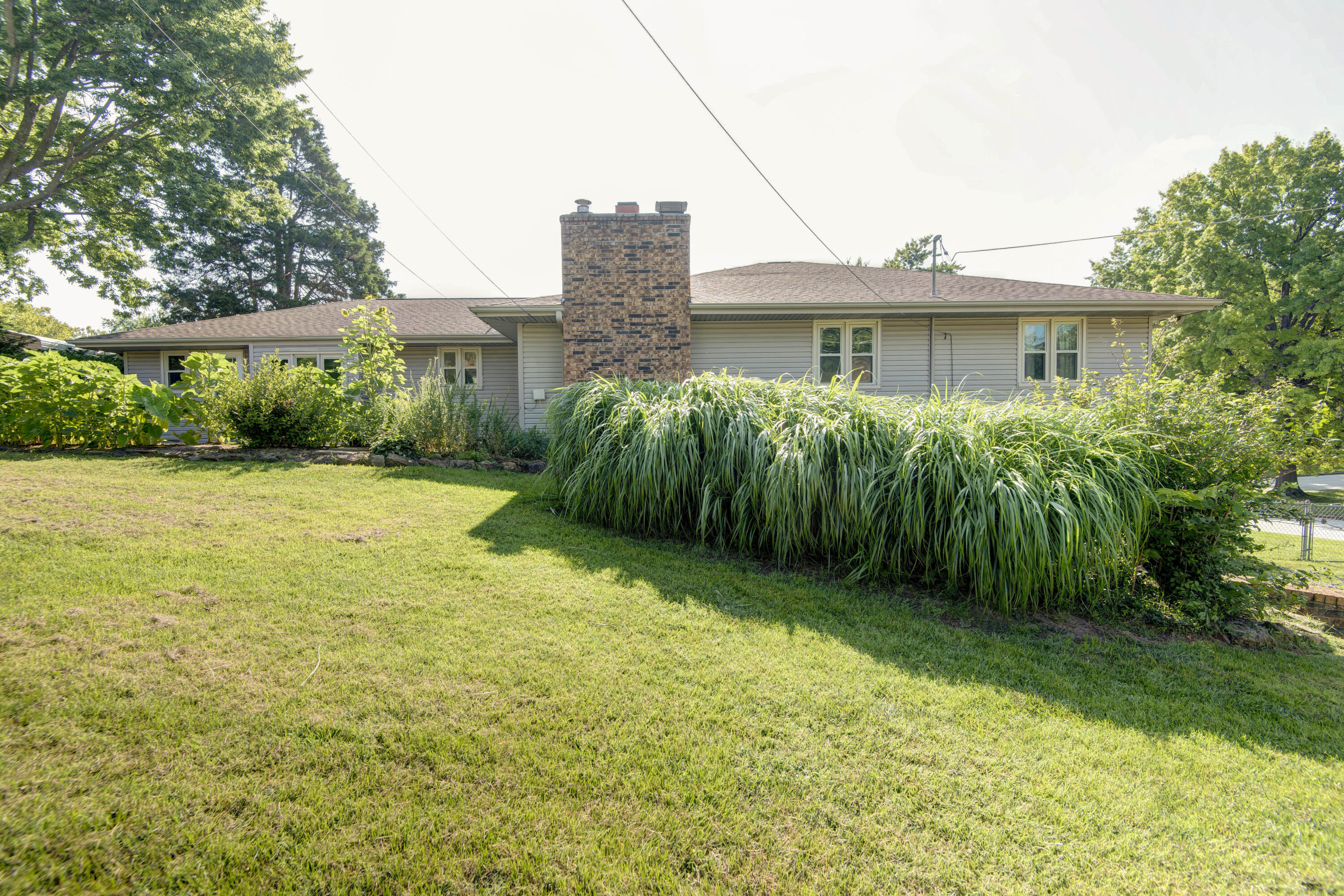 1433 South Charing Road Property Photo 31