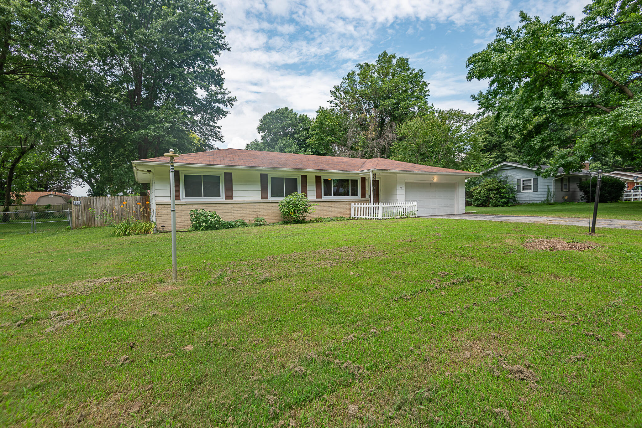 405 Watson Street Property Photo 29