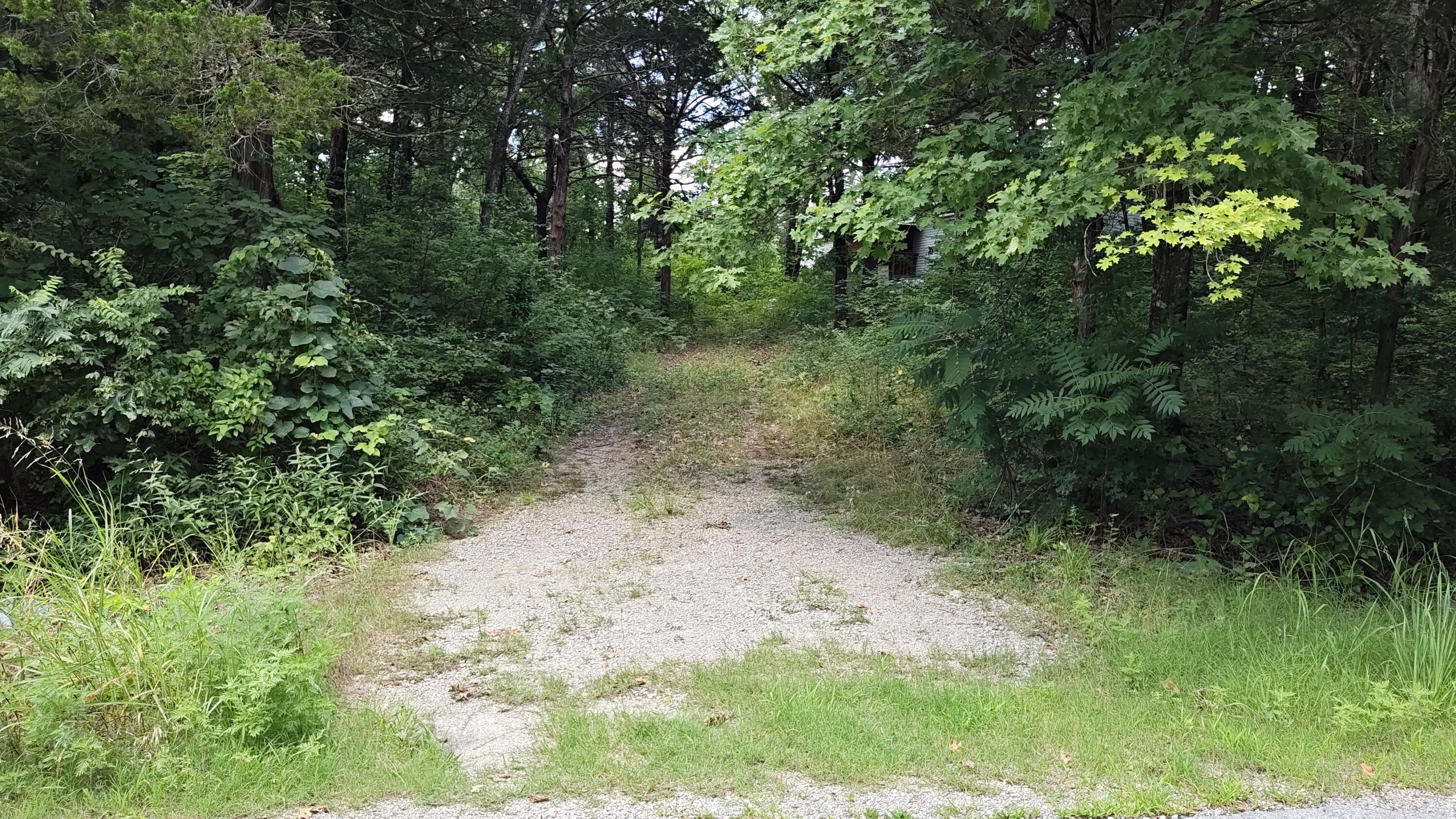4185 Oakwood Road Property Photo 2