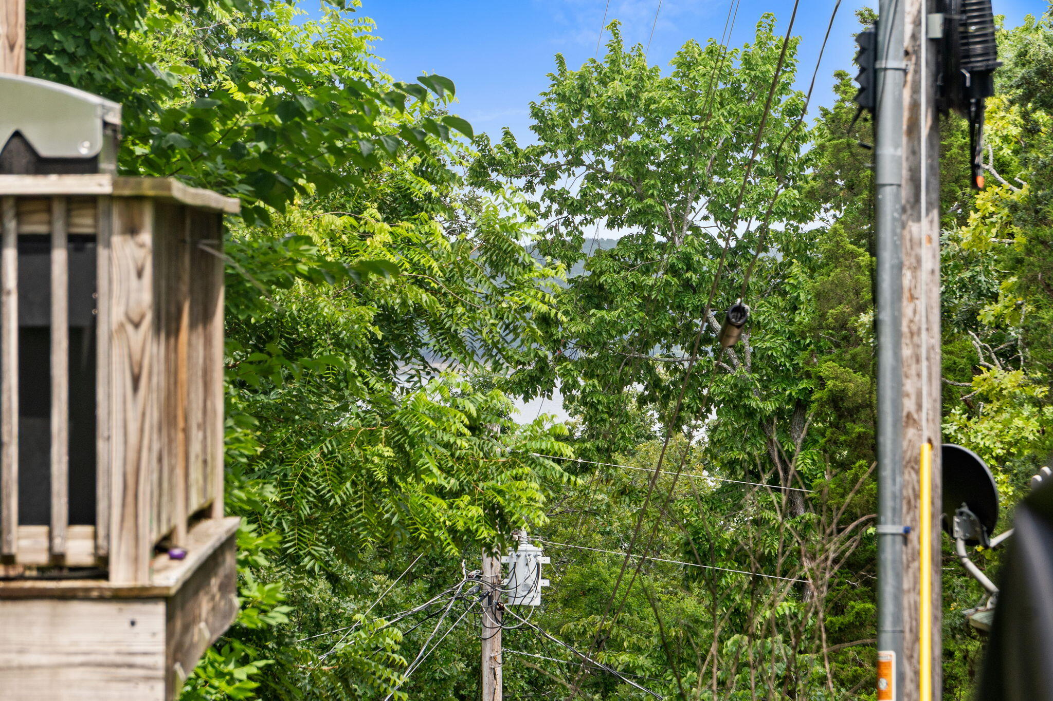 88 Montgomery Circle Property Photo 3