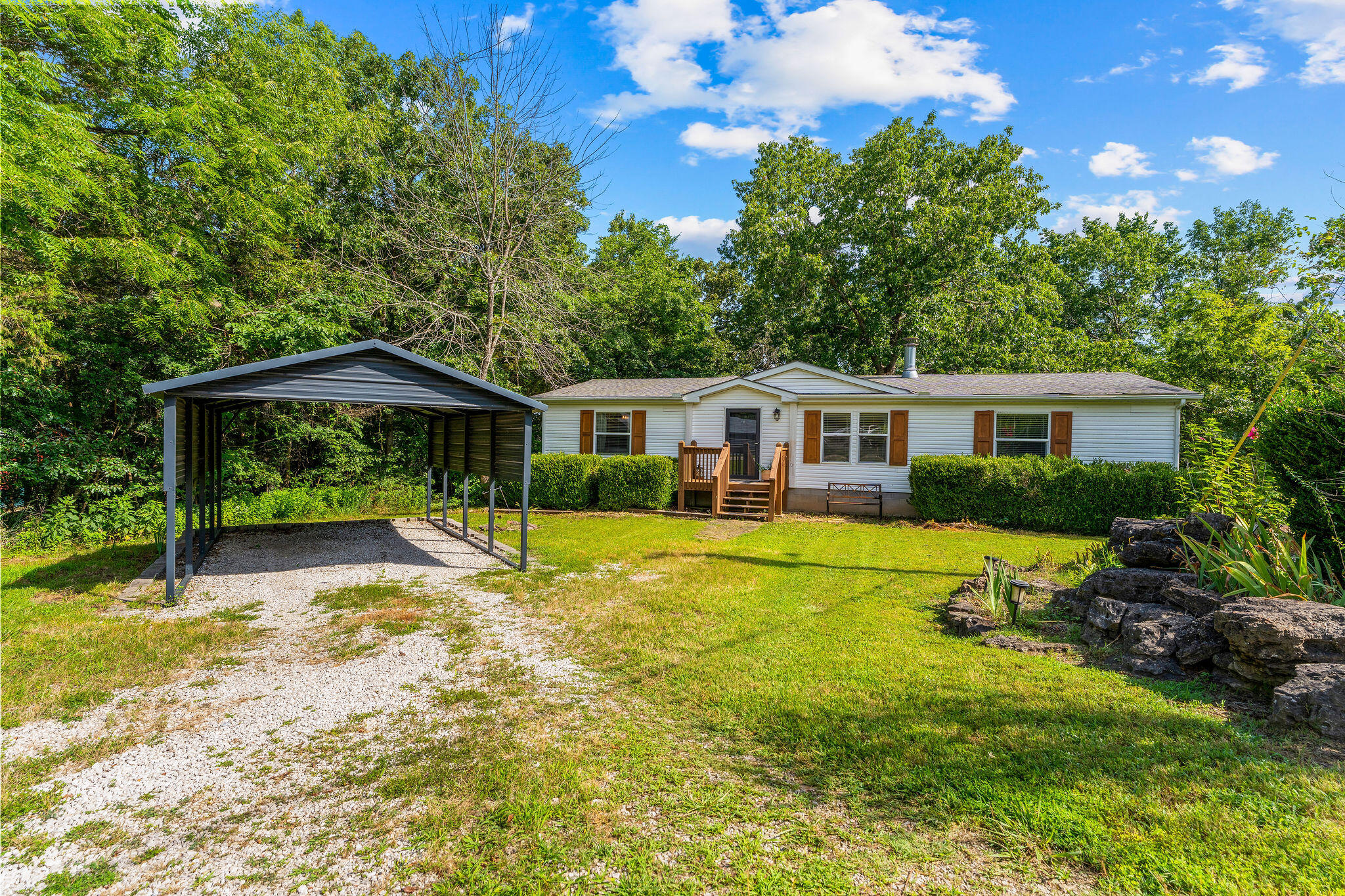 750 Lake Road Property Photo 2