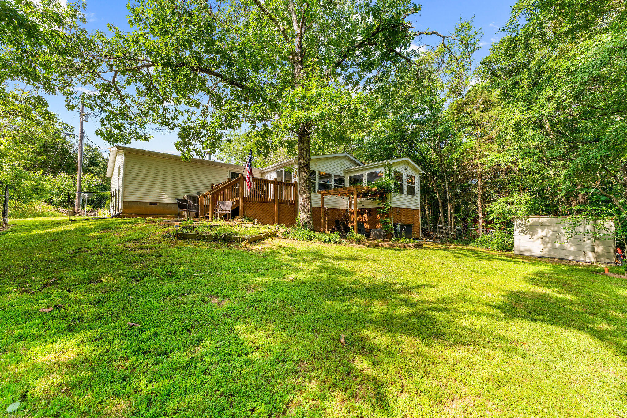 750 Lake Road Property Photo 31
