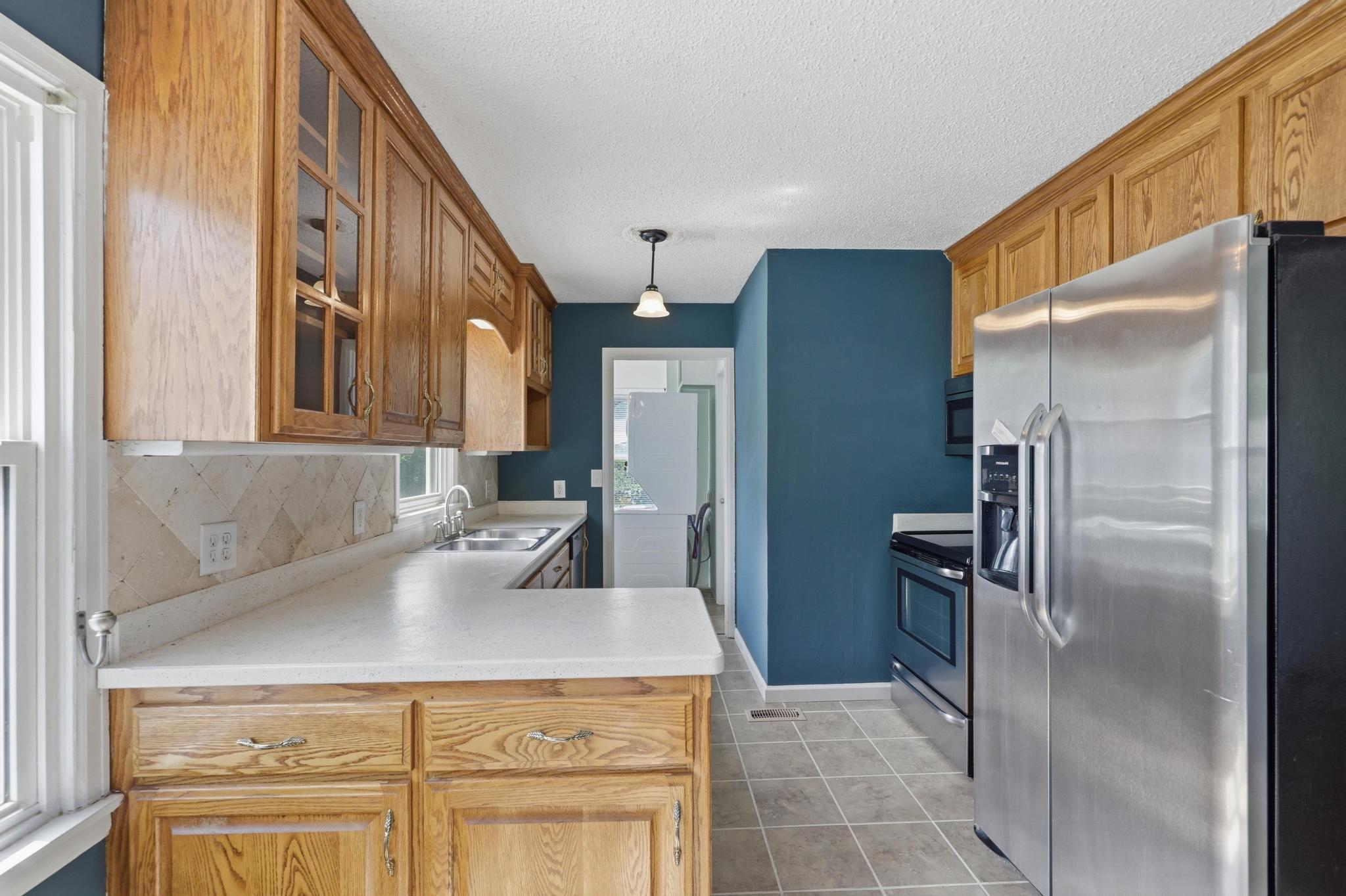 1836 Hazel Avenue Property Photo 10