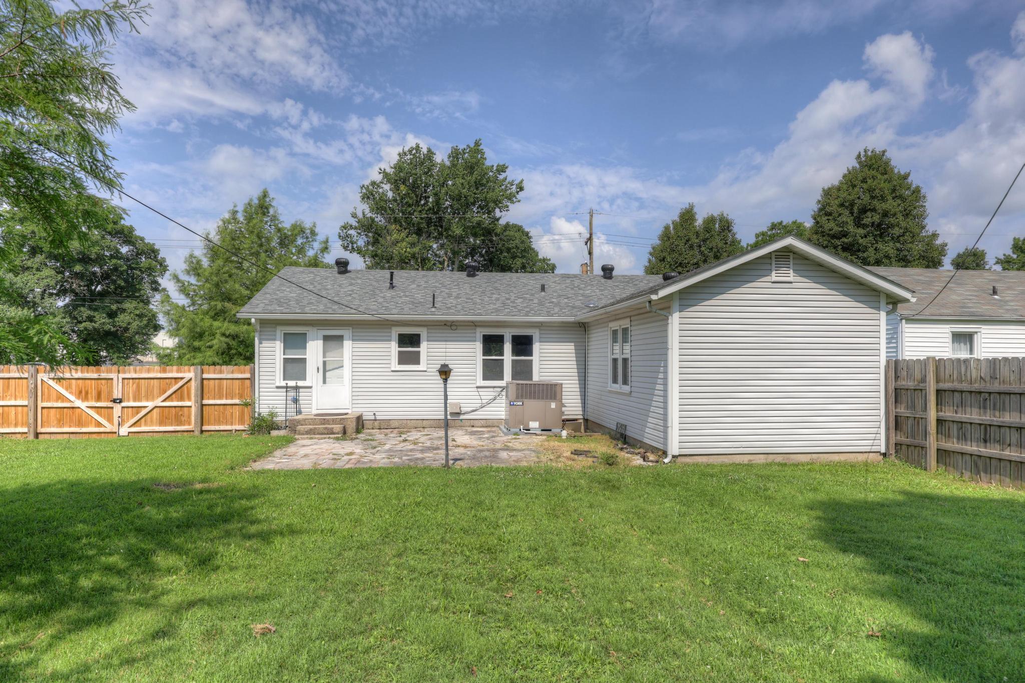 1836 Hazel Avenue Property Photo 29