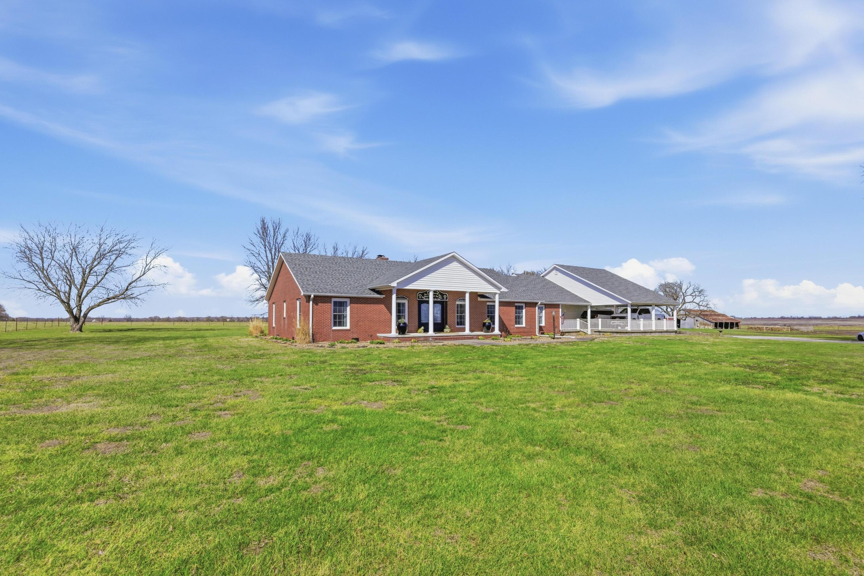9609 Base Line Boulevard Property Photo 2