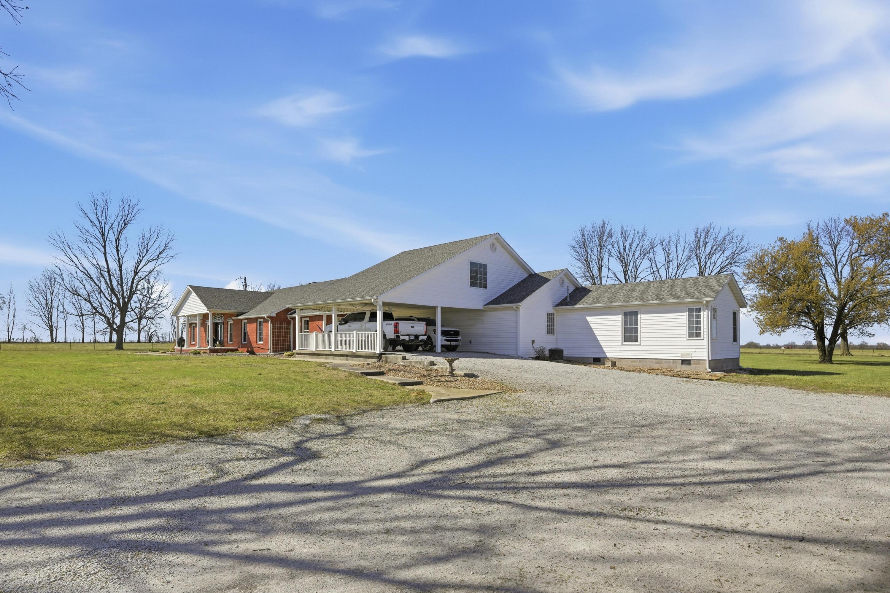 9609 Base Line Boulevard Property Photo 5