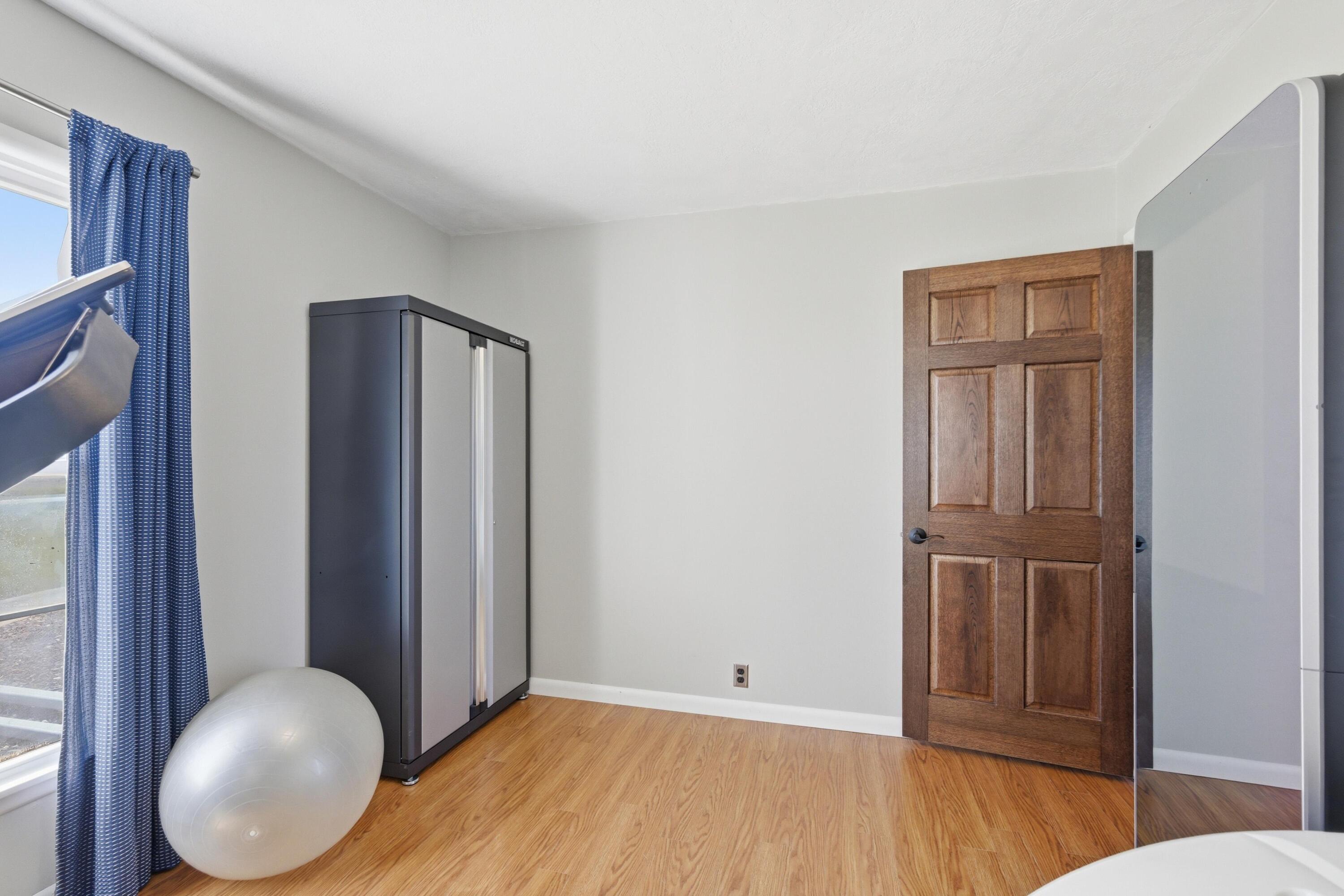 9609 Base Line Boulevard Property Photo 43