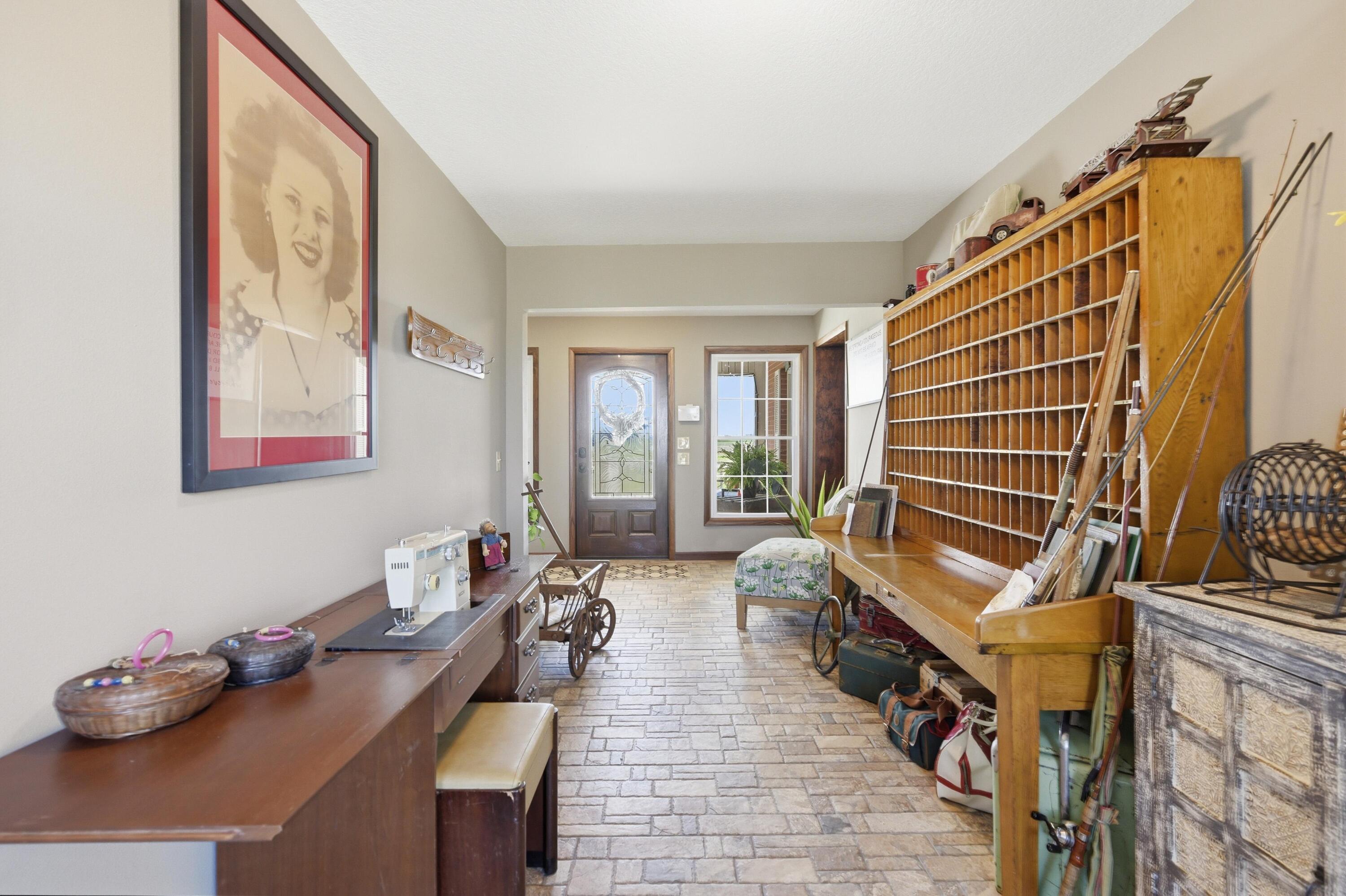 9609 Base Line Boulevard Property Photo 46
