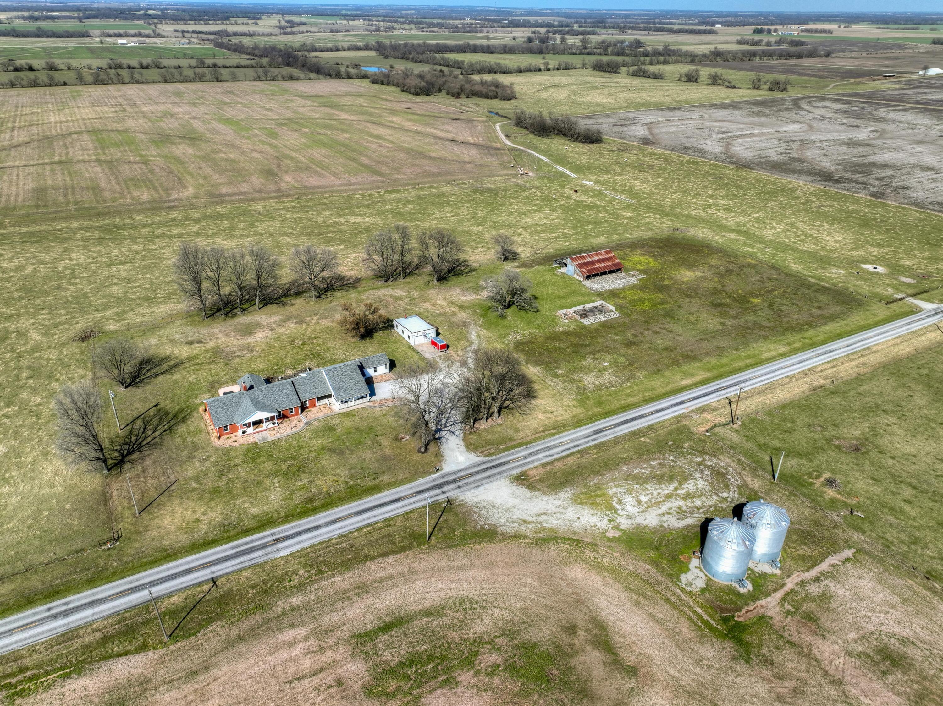 9609 Base Line Boulevard Property Photo 74