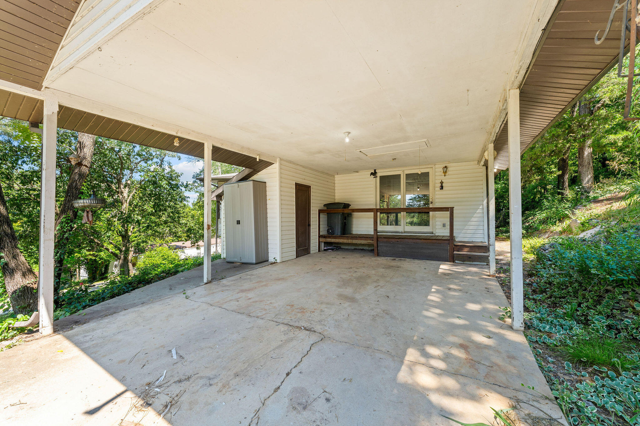 85 Quarterline Drive Property Photo 2