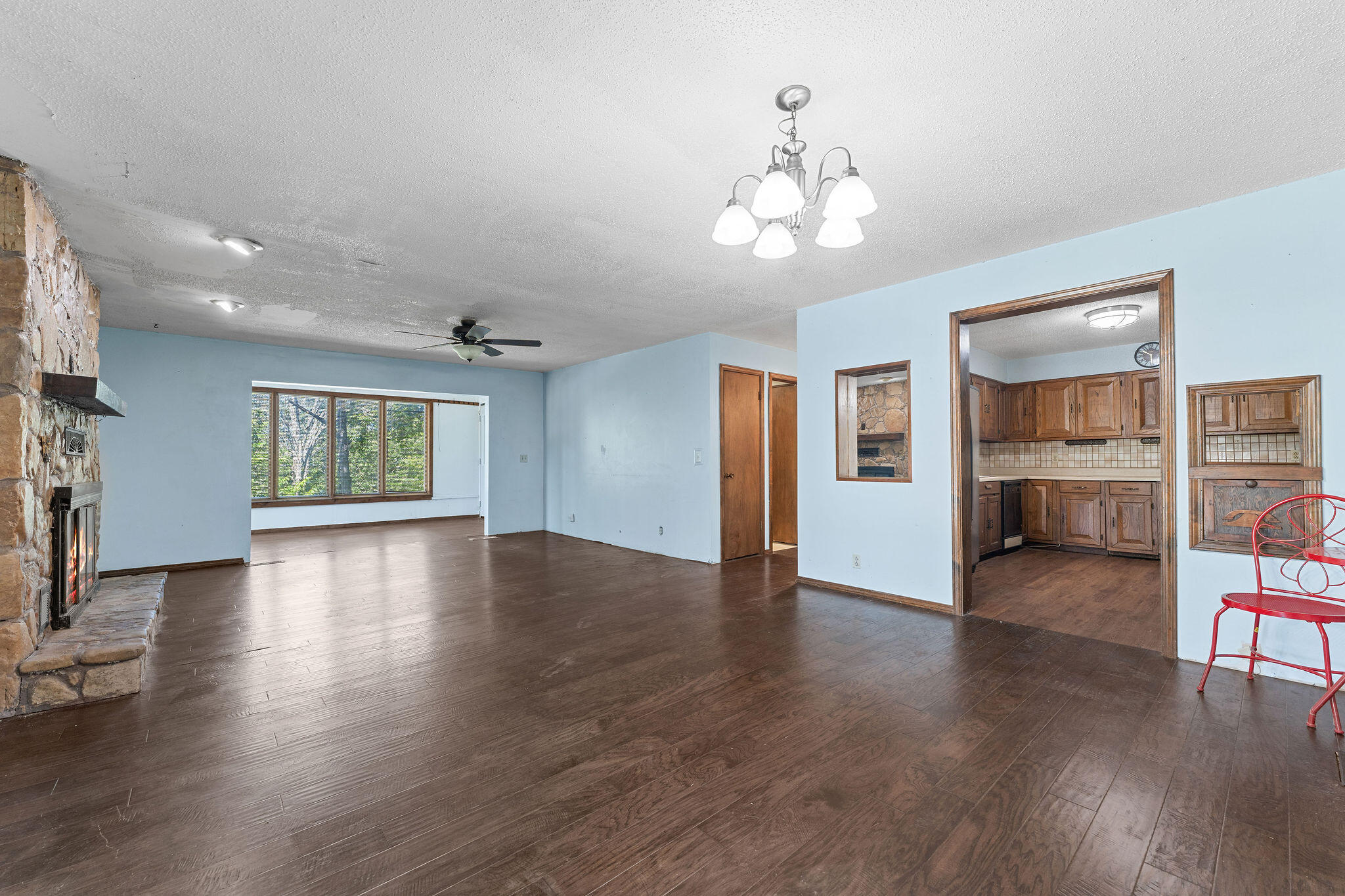 85 Quarterline Drive Property Photo 3