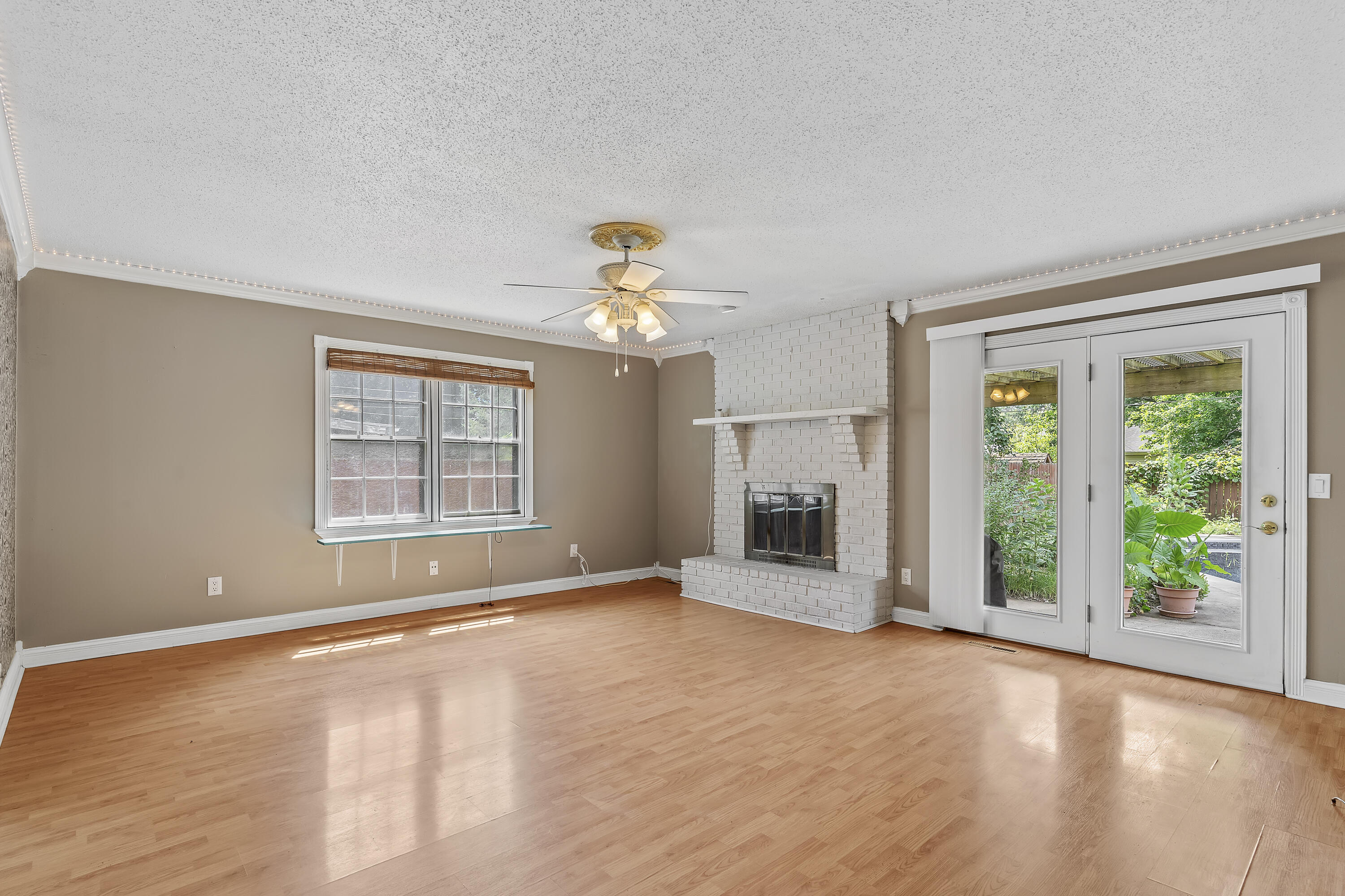 1710 West Whiteside Street Property Photo 6