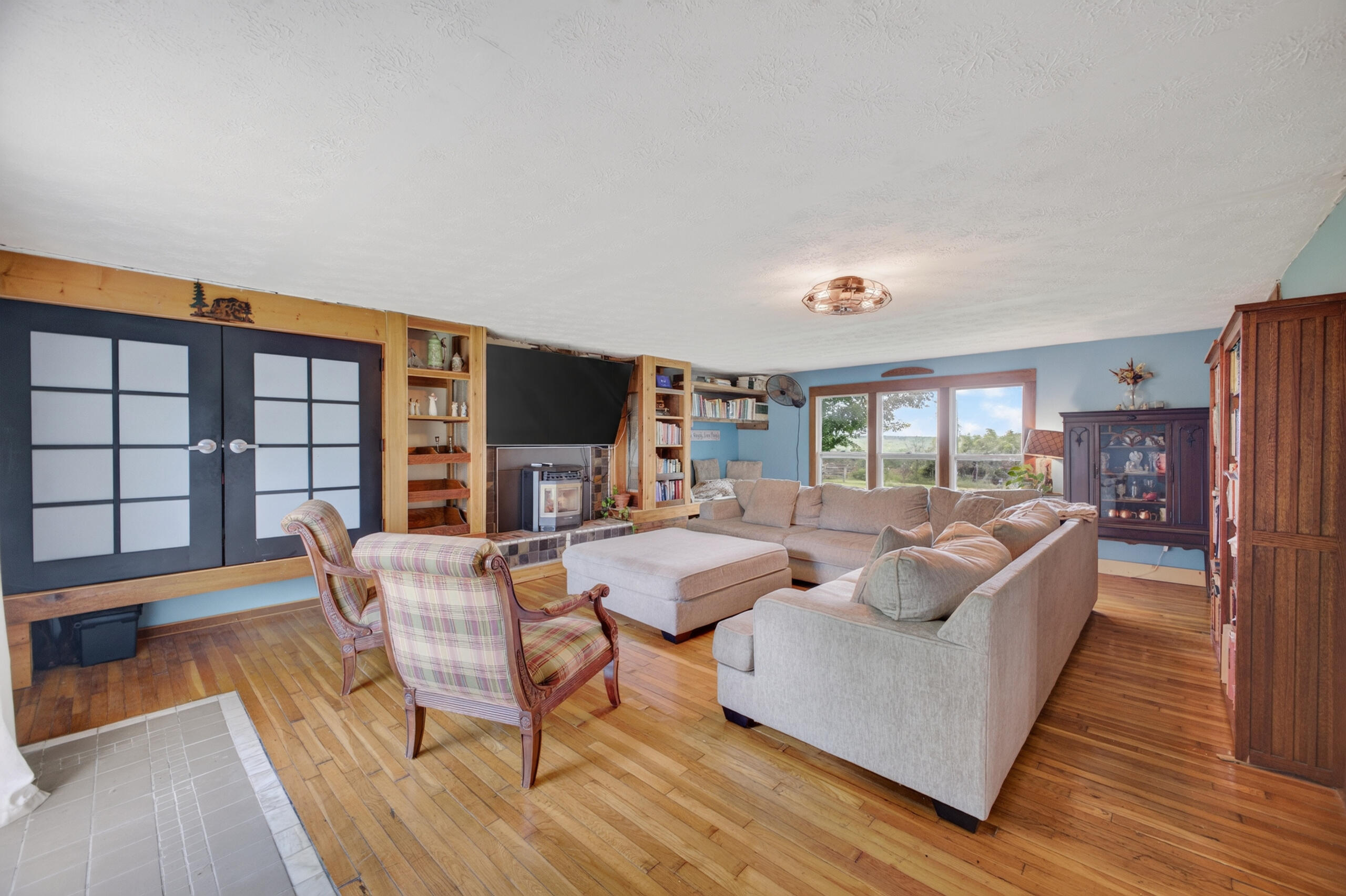 949 Long State Highway Y Property Photo 12