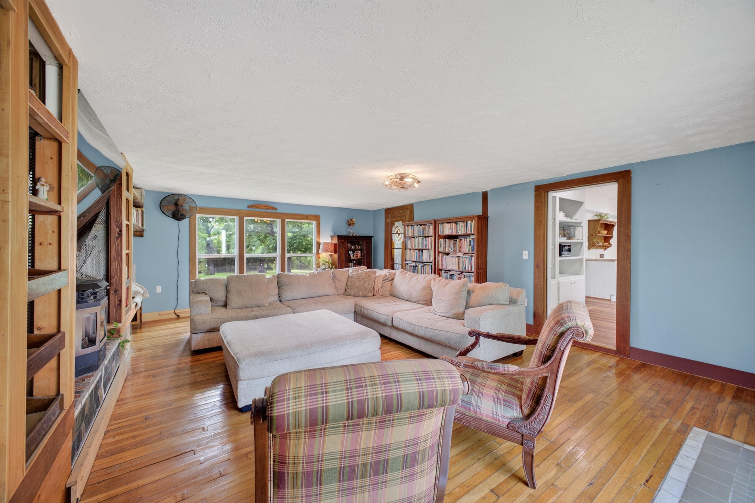949 Long State Highway Y Property Photo 13