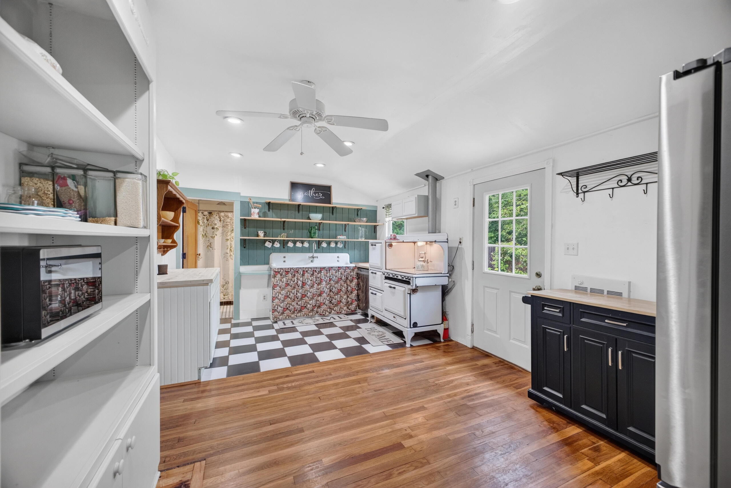 949 Long State Highway Y Property Photo 14