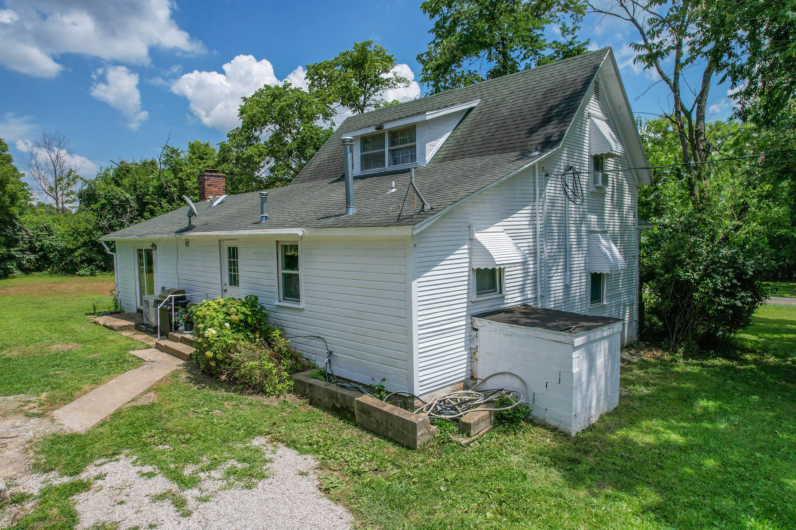 949 Long State Highway Y Property Photo 28