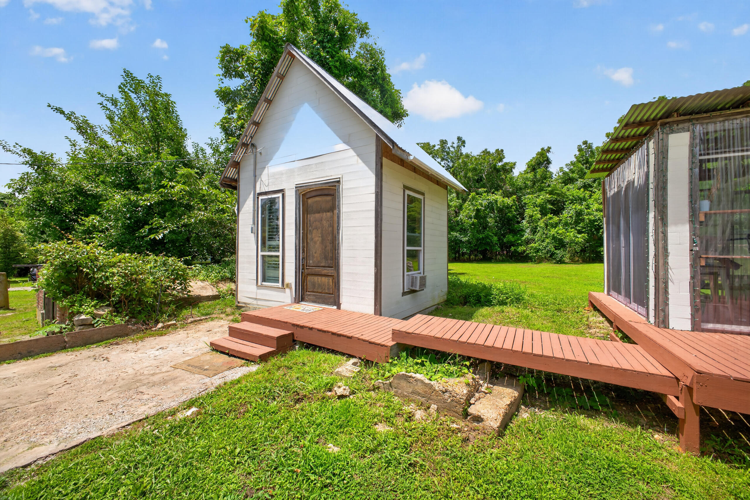 949 Long State Highway Y Property Photo 29