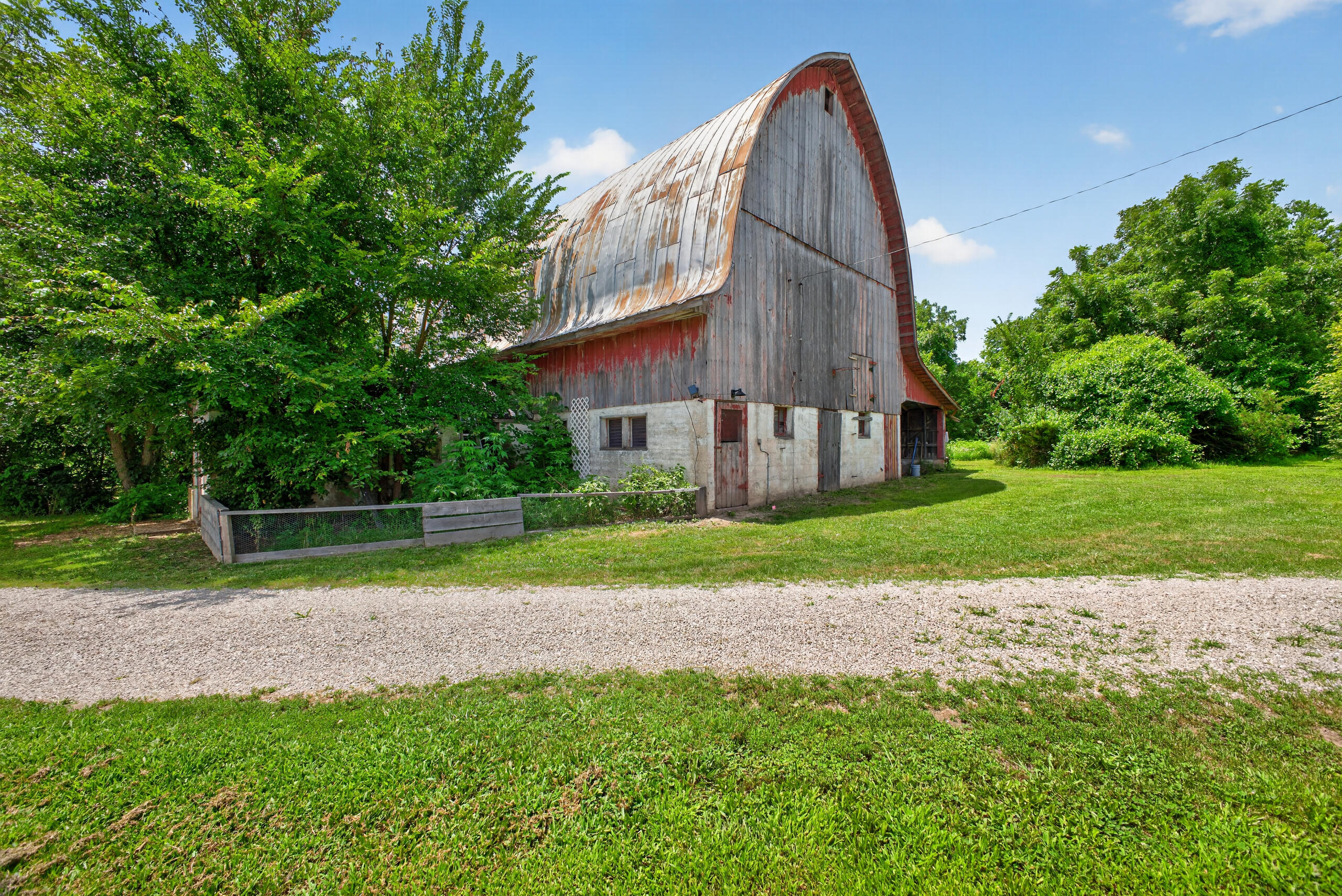 949 Long State Highway Y Property Photo 38