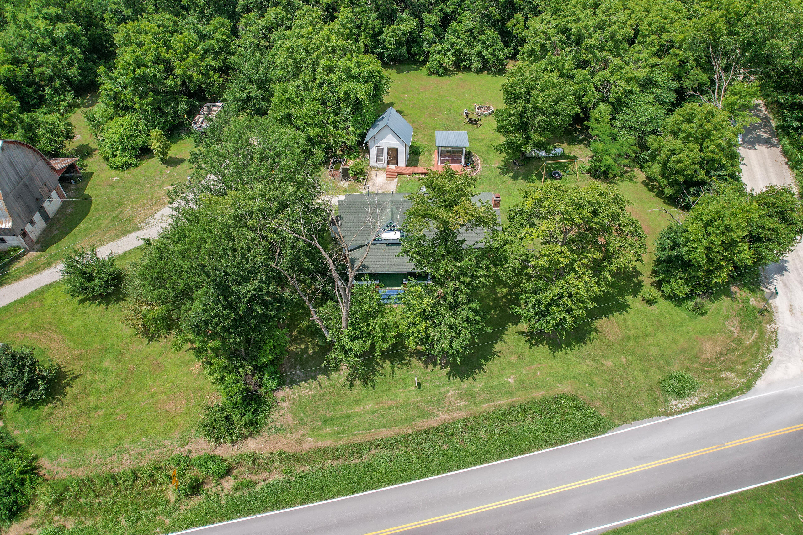 949 Long State Highway Y Property Photo 56