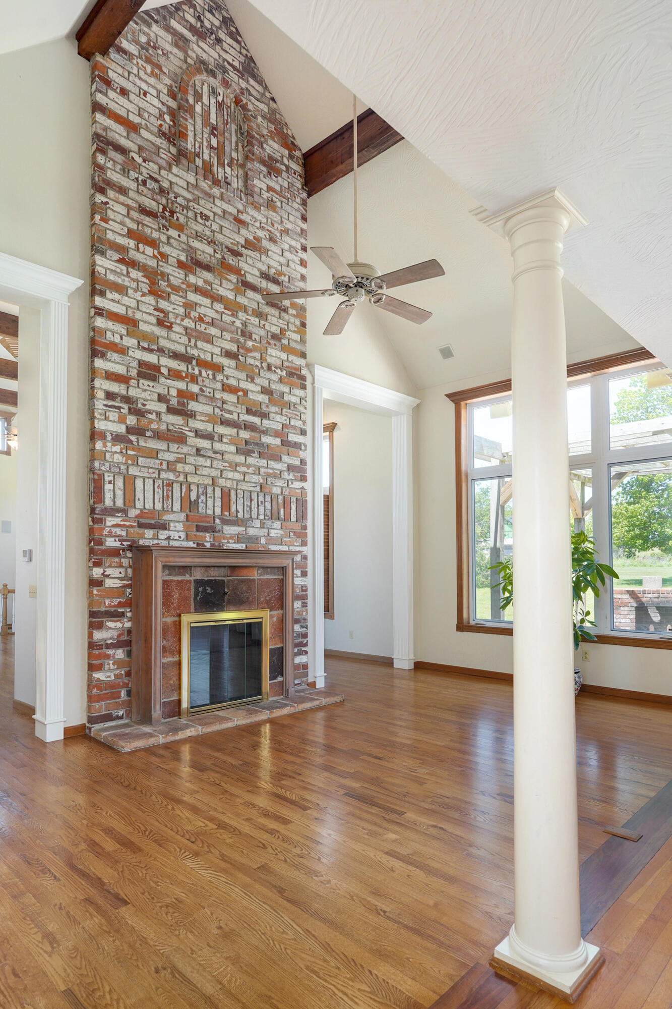 881 West Riverdale Drive Property Photo 11