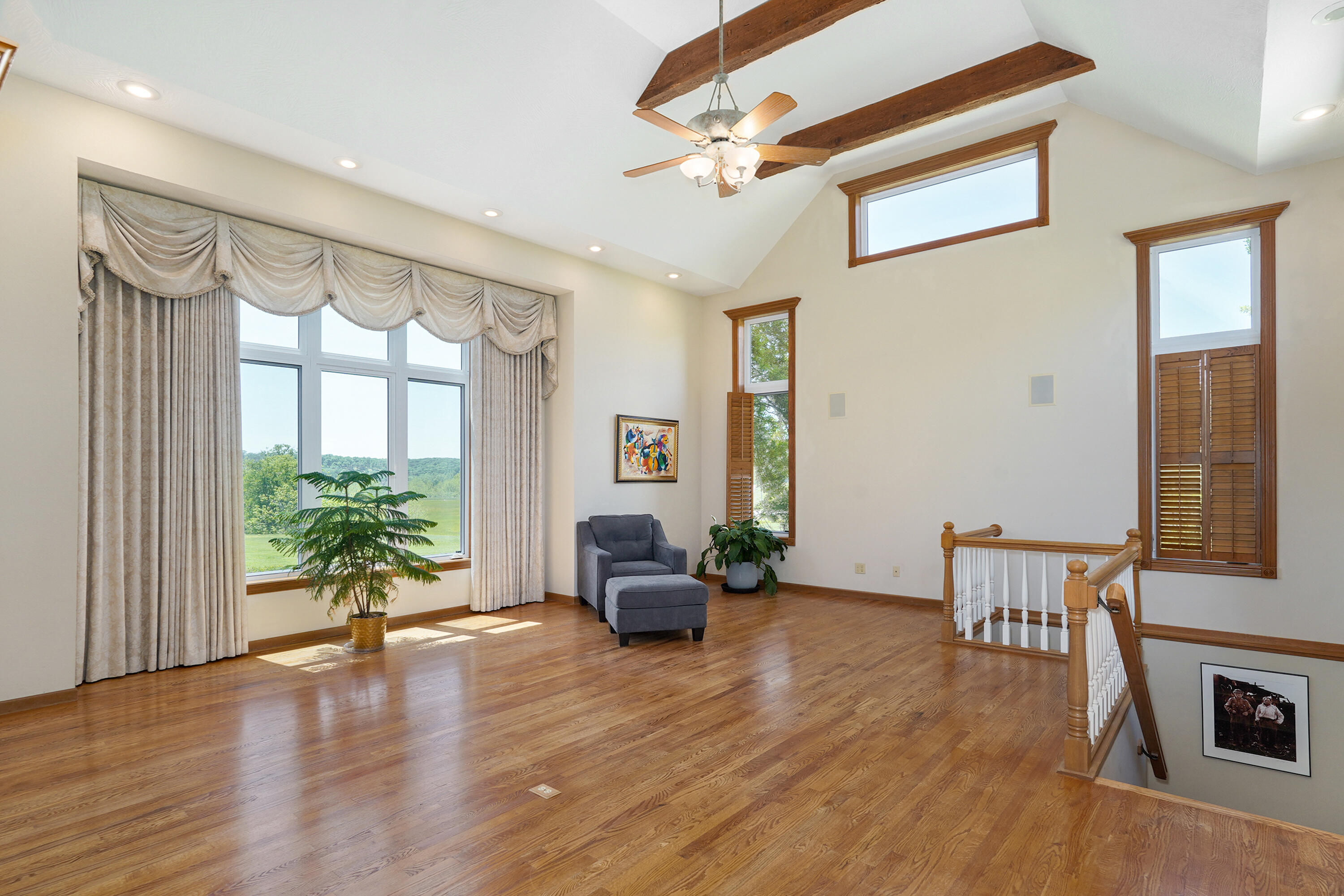 881 West Riverdale Drive Property Photo 15