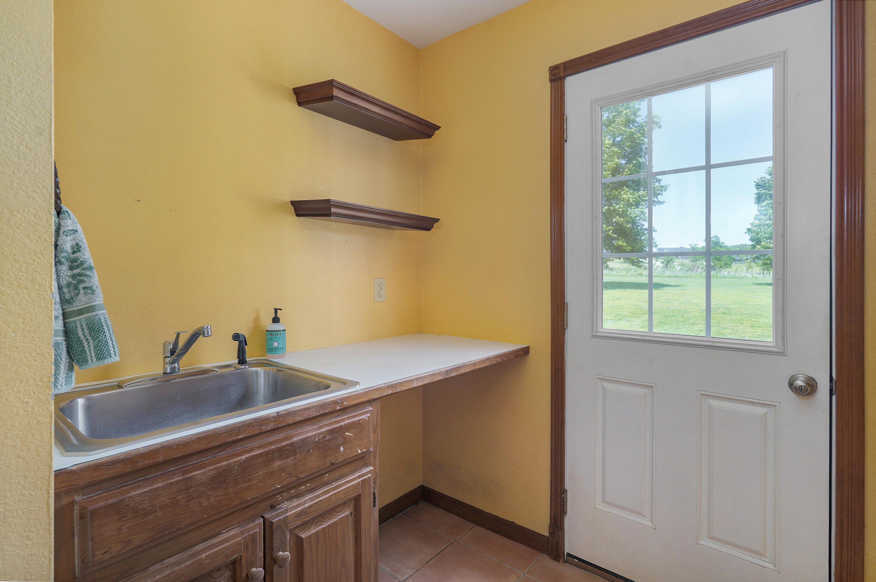 881 West Riverdale Drive Property Photo 29