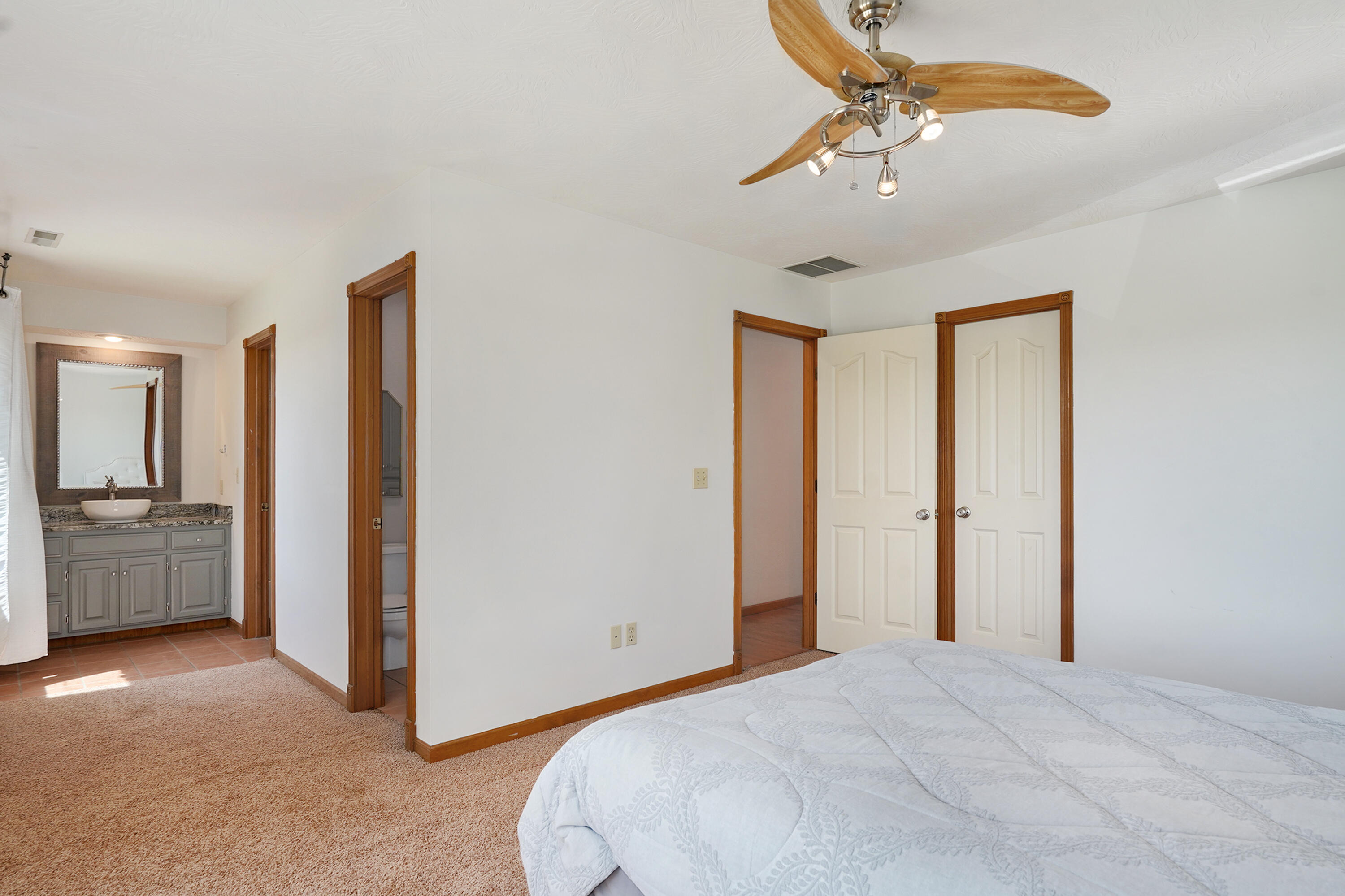 881 West Riverdale Drive Property Photo 37