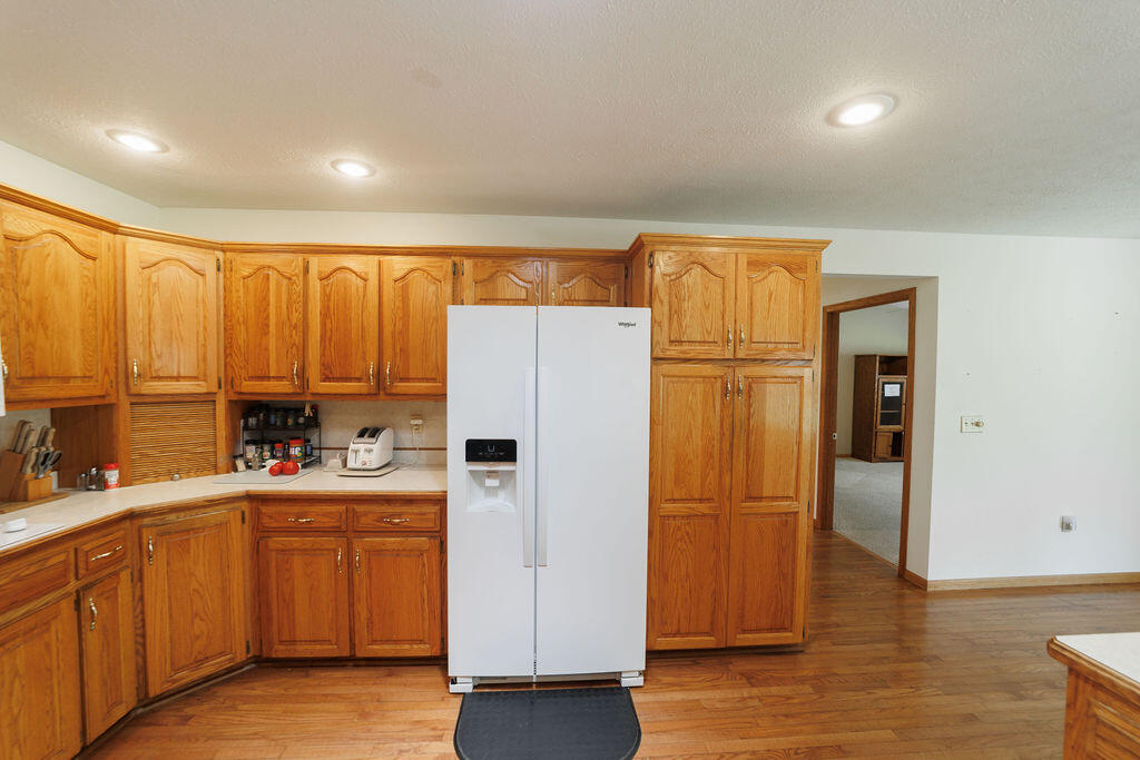 4087 Highway 83 Property Photo 9