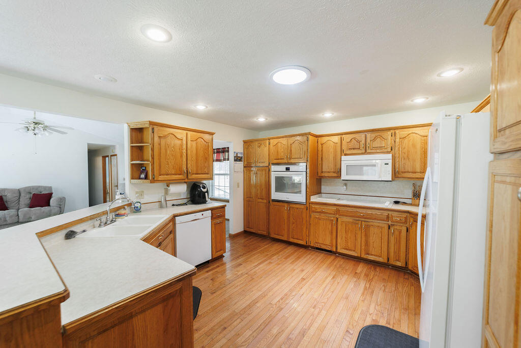 4087 Highway 83 Property Photo 23