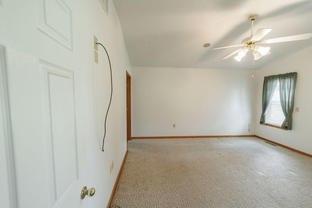 4087 Highway 83 Property Photo 41