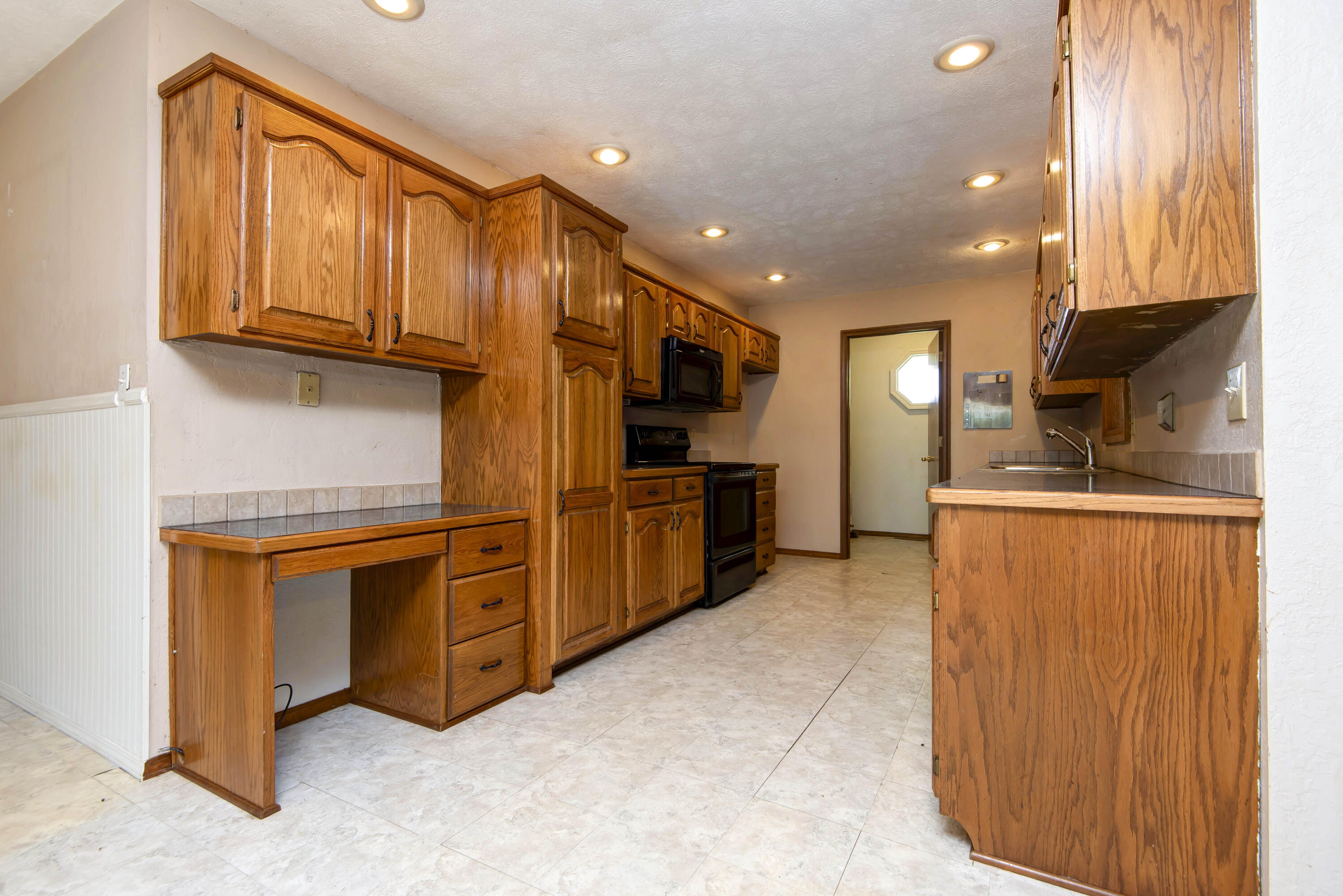 4336 West 3rd Street Property Photo 5